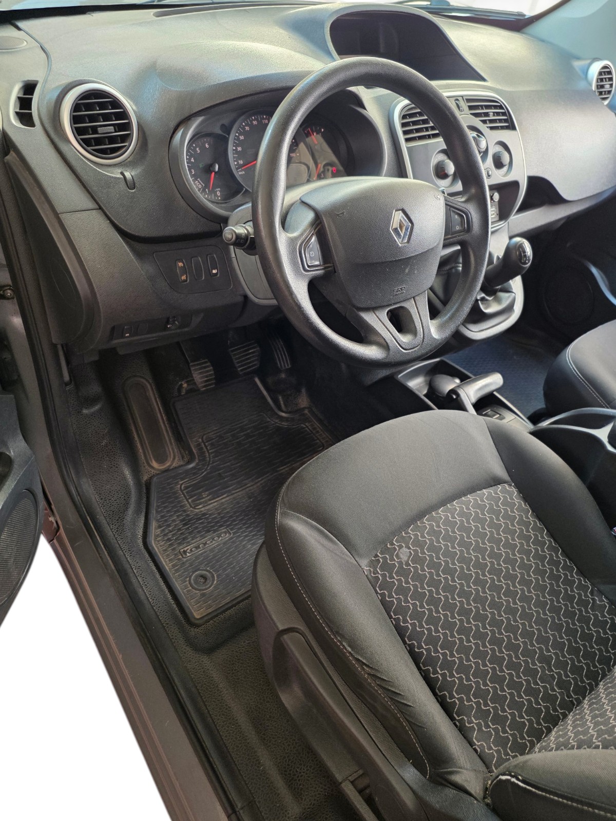 RENAULT Kangoo Medium dCi 90 Access-image-10