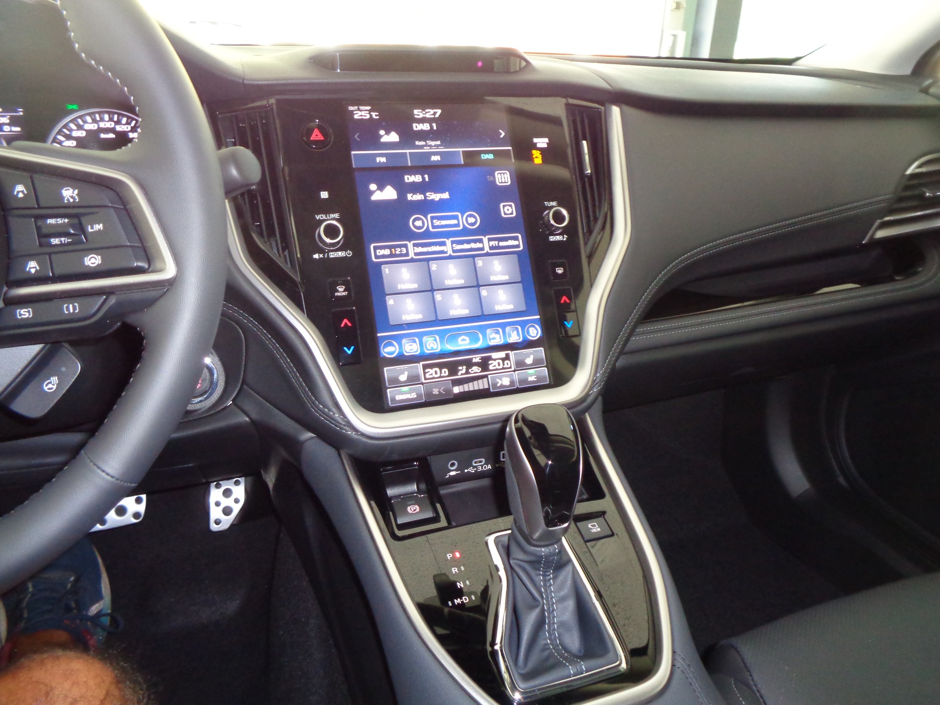 SUBARU Outback 2.5i Final Edition AWD Lineartronic-image-12