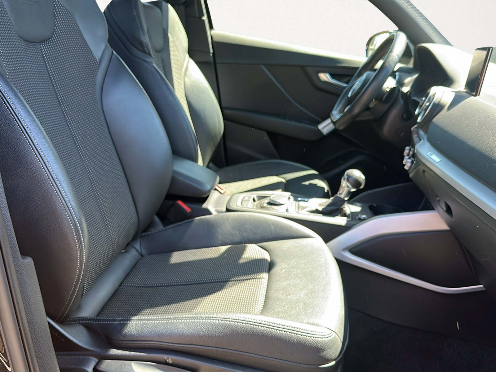 AUDI Q2 35 TFSI Sport Attraction S-tronic-image-8