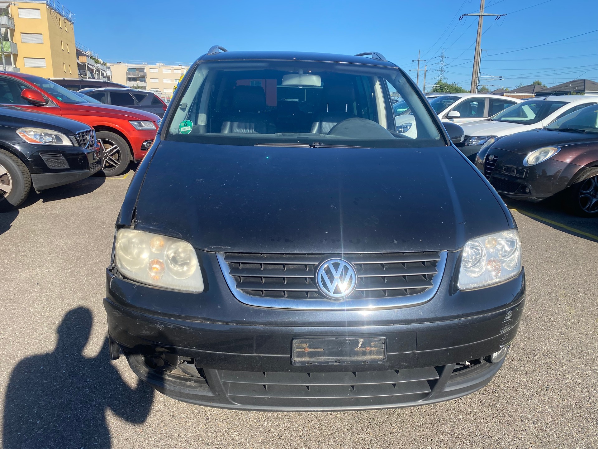 VW Touran 2.0 TDI-image-0