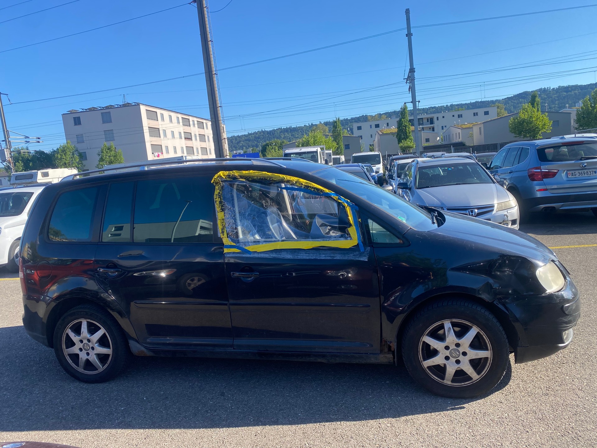 VW Touran 2.0 TDI-image-3