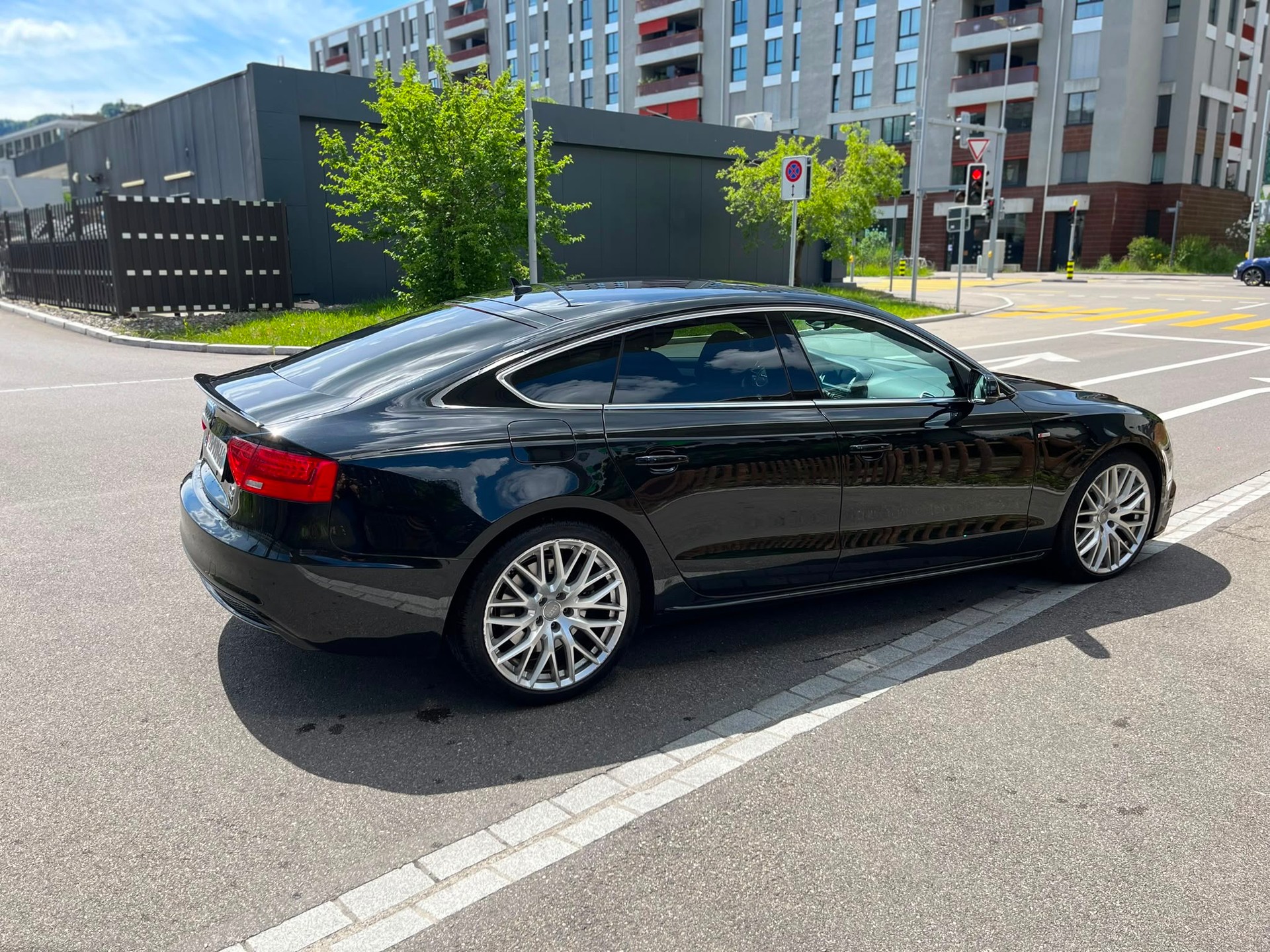 AUDI 3.0 V6 TDI 245 quat. S-Tr. Eu6 Defekt-image-0