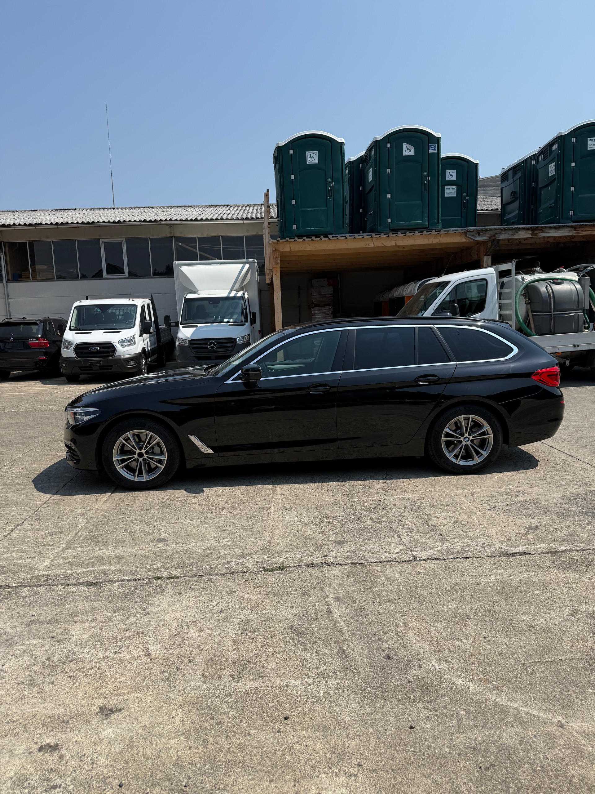 BMW 530d xDrive Touring Steptronic-image-3