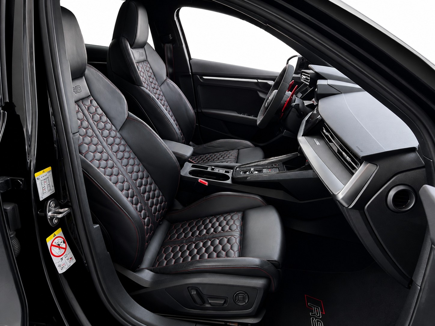 MERCEDES-BENZ E 220 d AMG Line 4matic CH FAHRZEUG-image-11