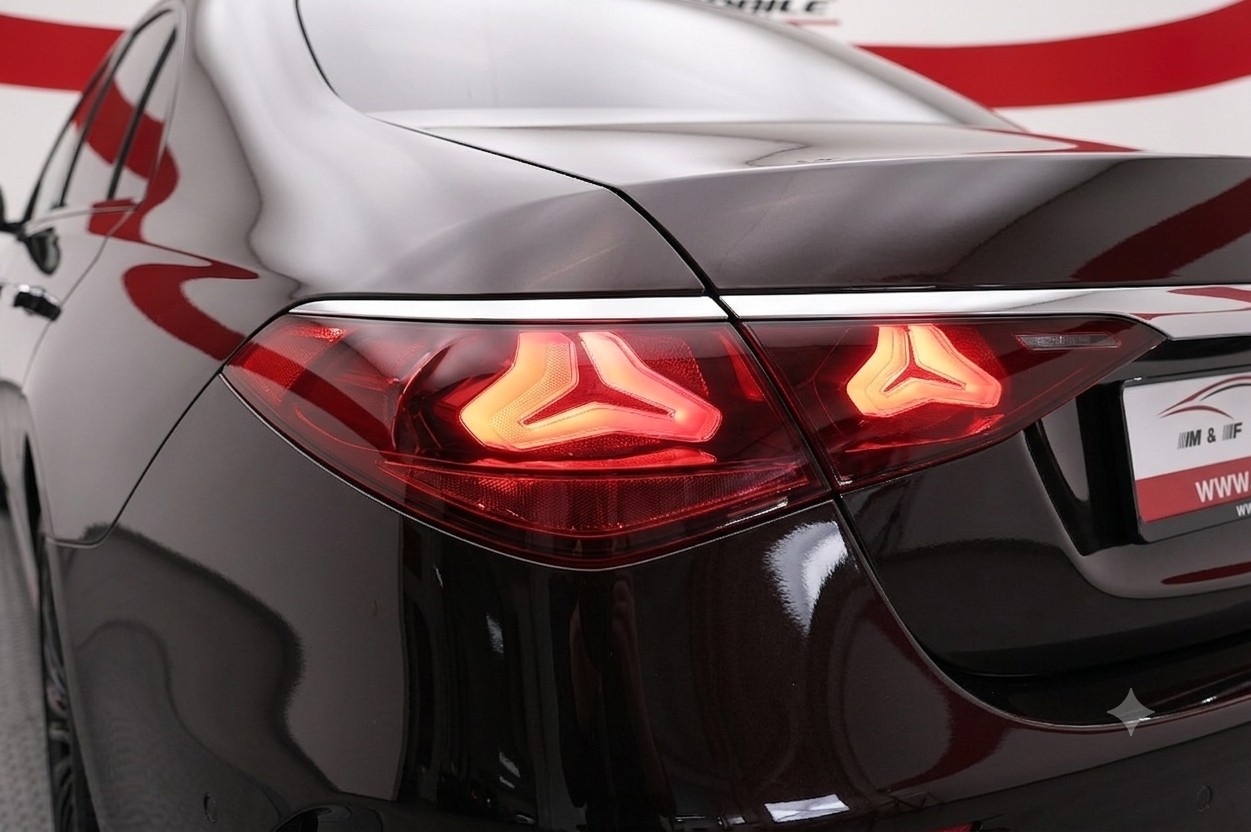 MERCEDES-BENZ E 220 d AMG Line 4matic CH FAHRZEUG-image-7