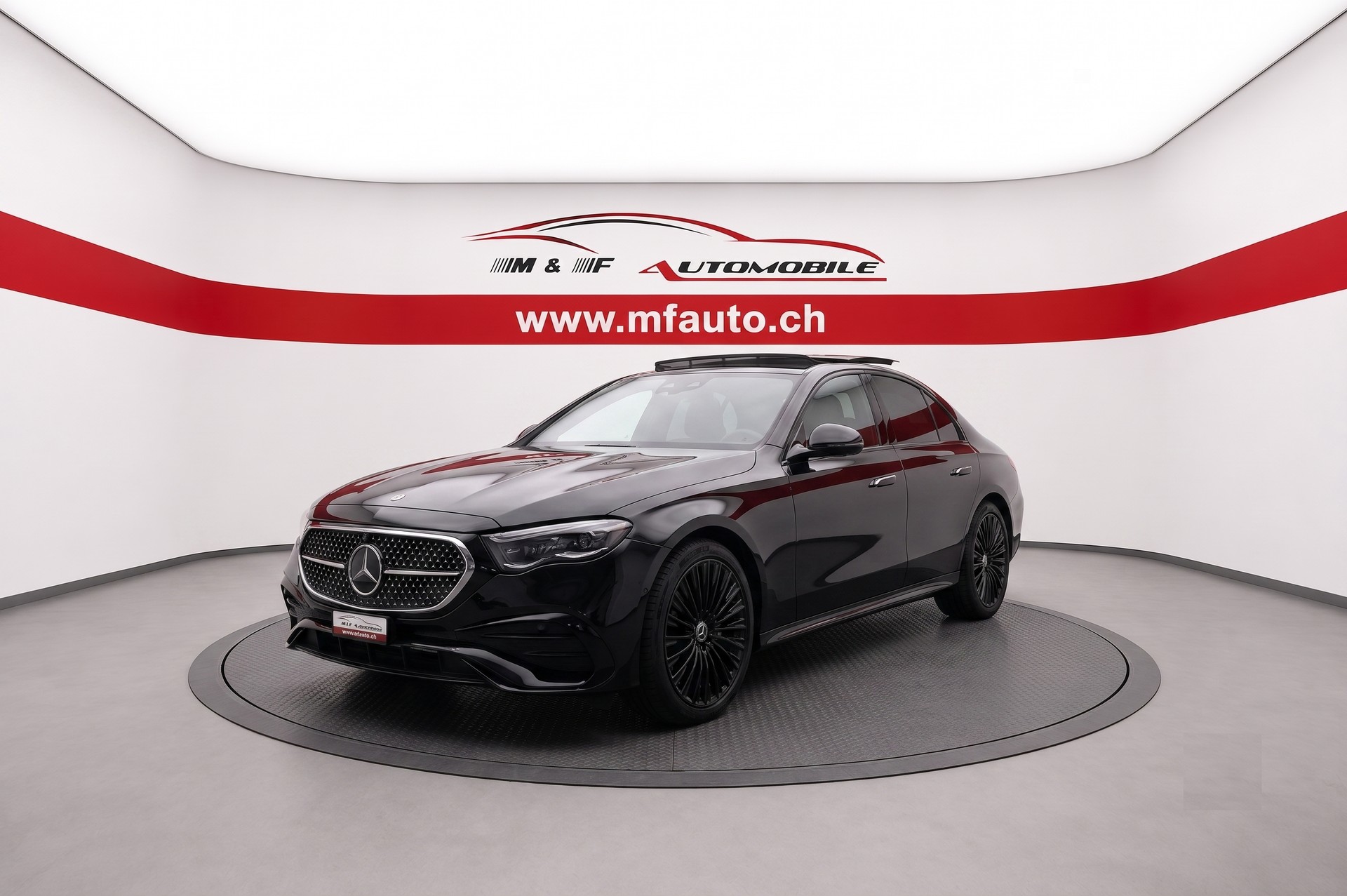 MERCEDES-BENZ E 220 d AMG Line 4matic CH FAHRZEUG