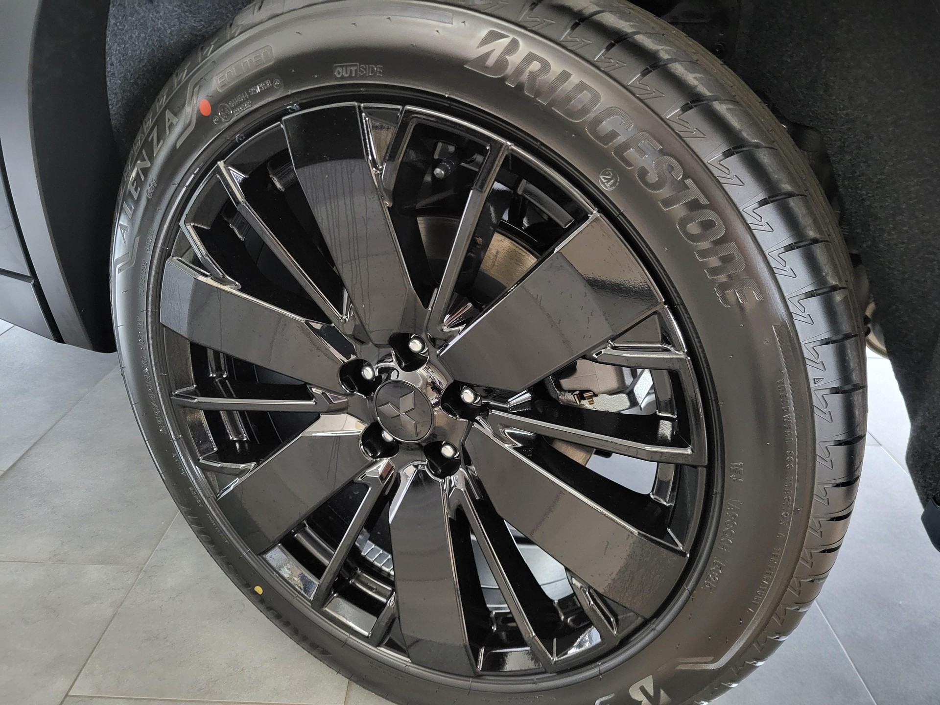 MITSUBISHI Outlander 2.4 PHEV Sport 4x4-image-9