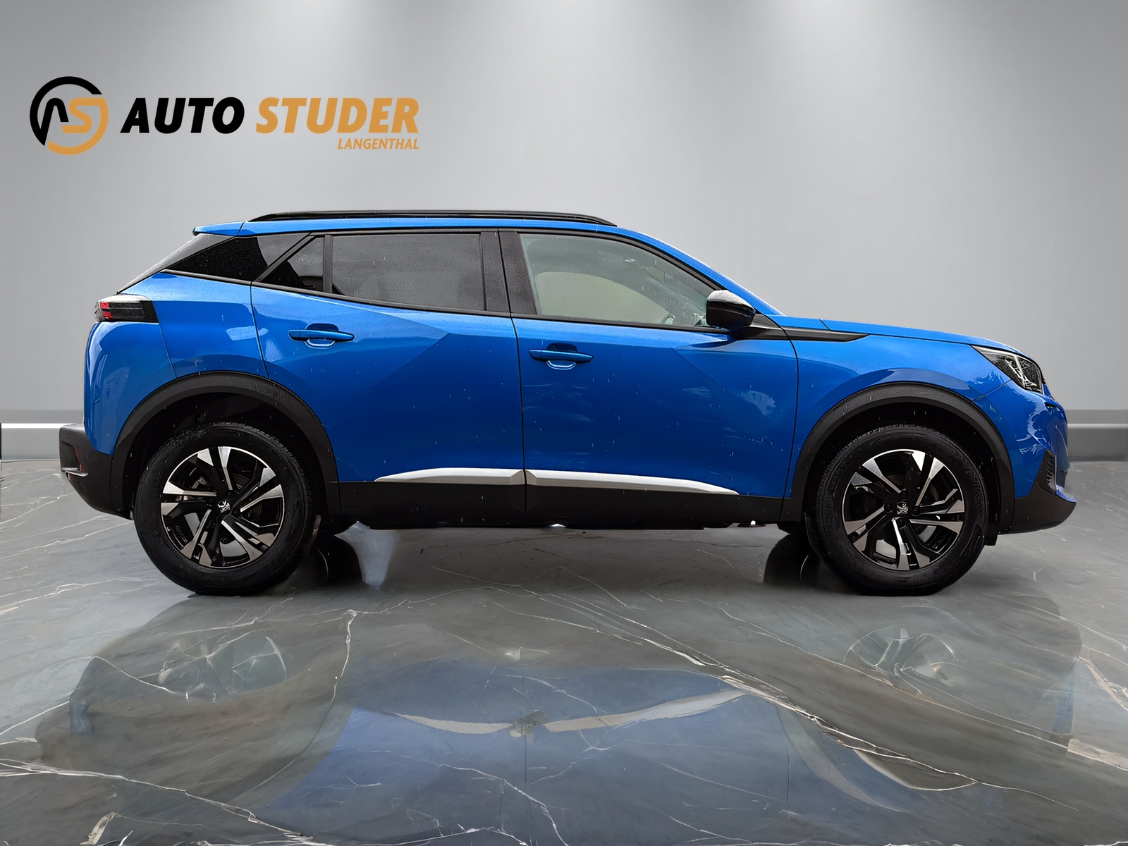 PEUGEOT 2008 1.2 PureTech 130 Allure-image-12
