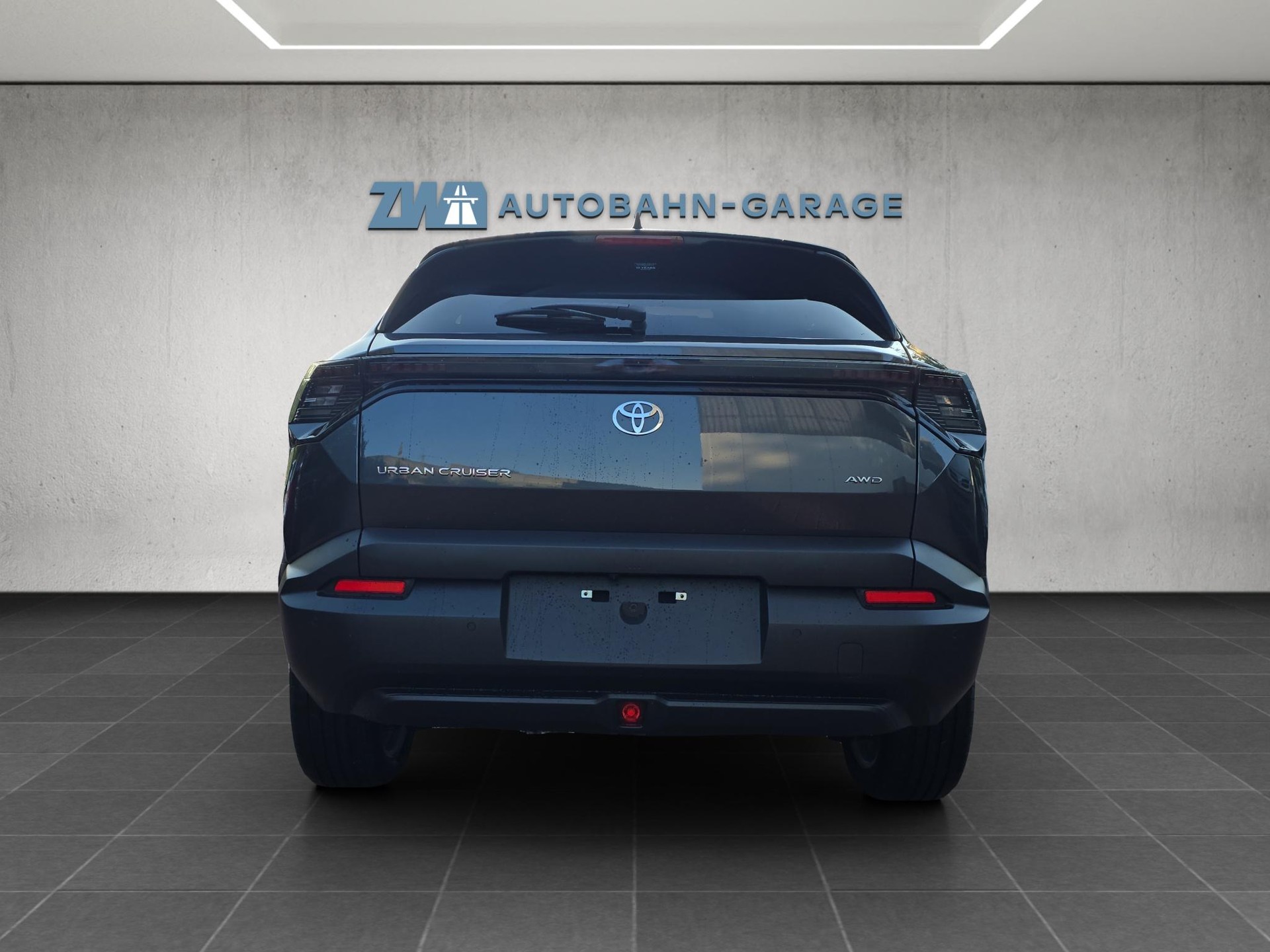 TOYOTA Urban Cruiser Premium AWD-image-3