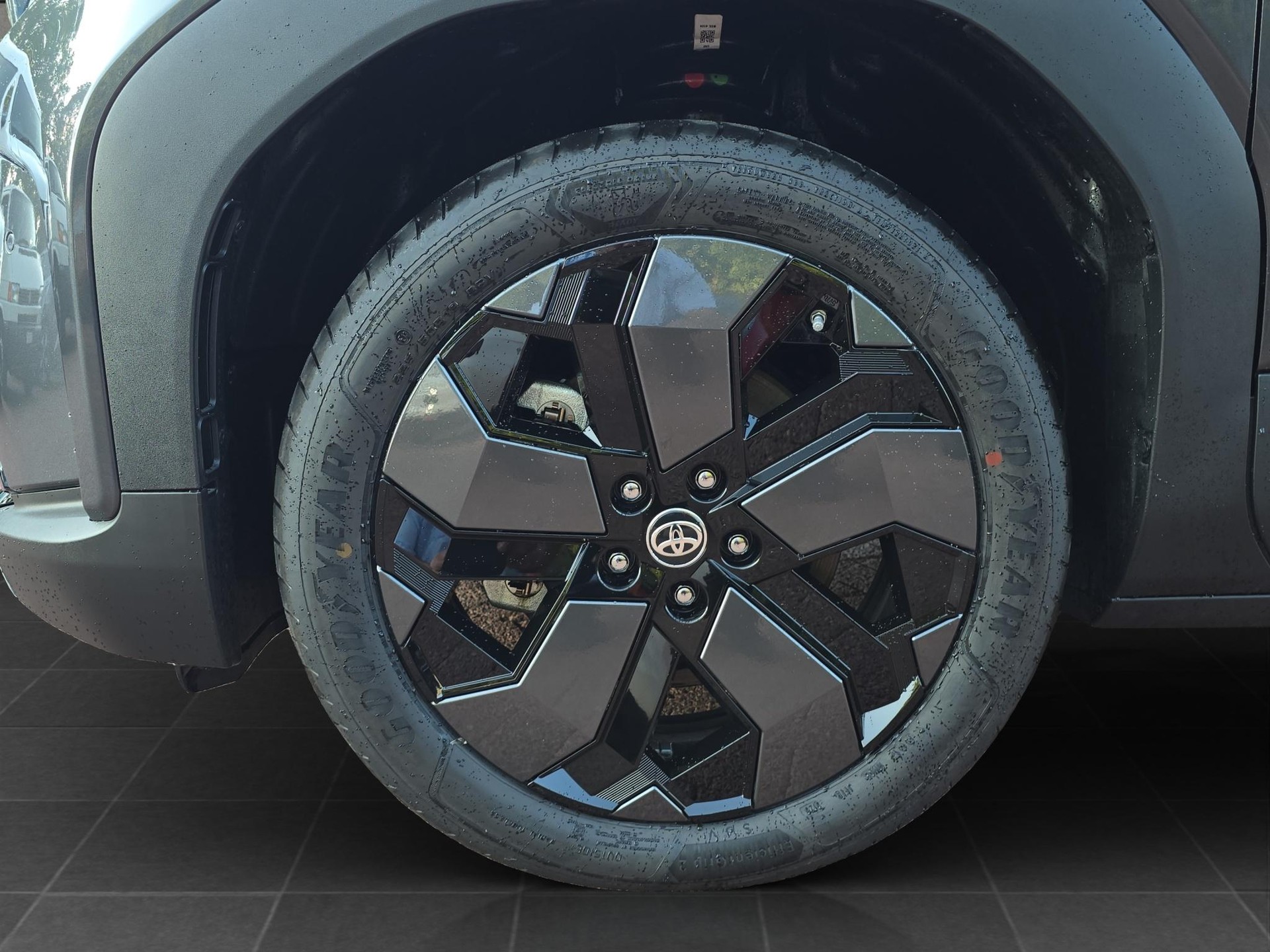 TOYOTA Urban Cruiser Premium AWD-image-14
