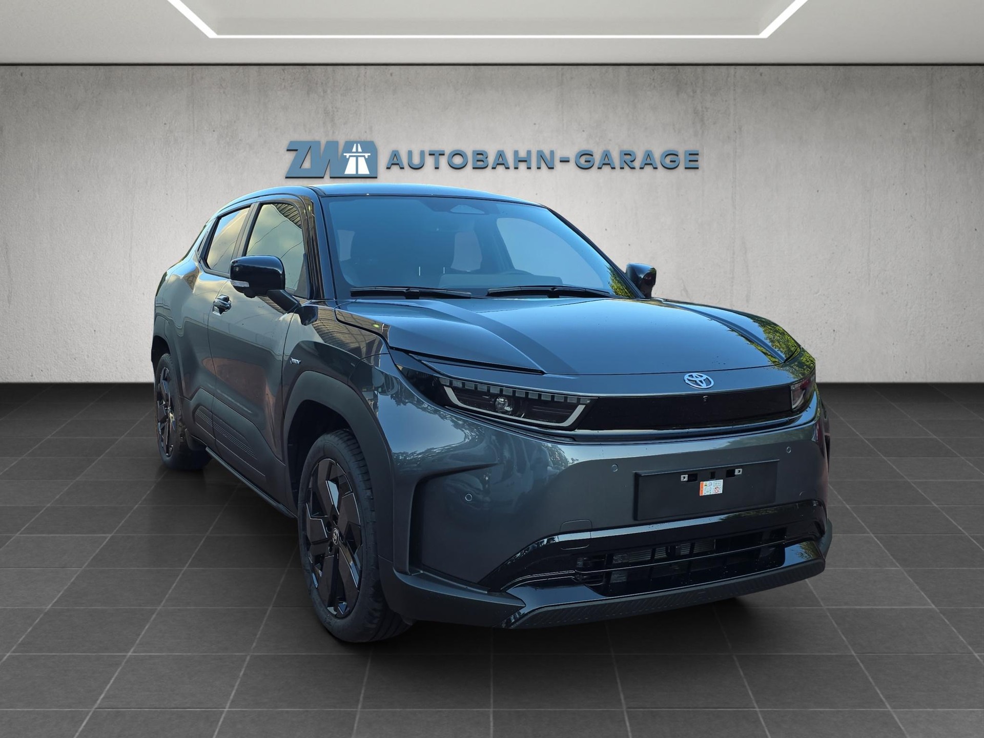 TOYOTA Urban Cruiser Premium AWD-image-6