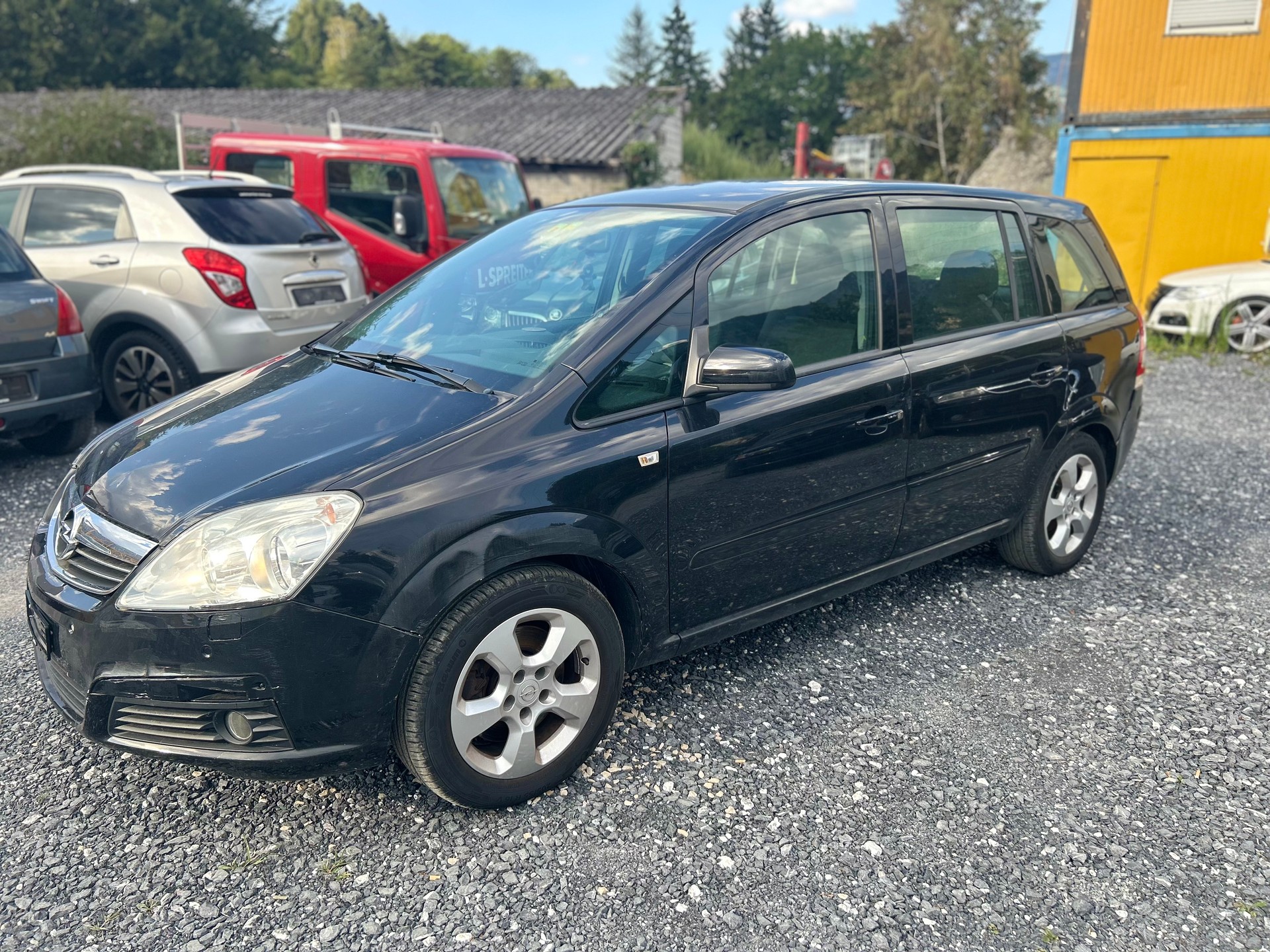 OPEL Zafira 2.2i 16V Sport-image-0