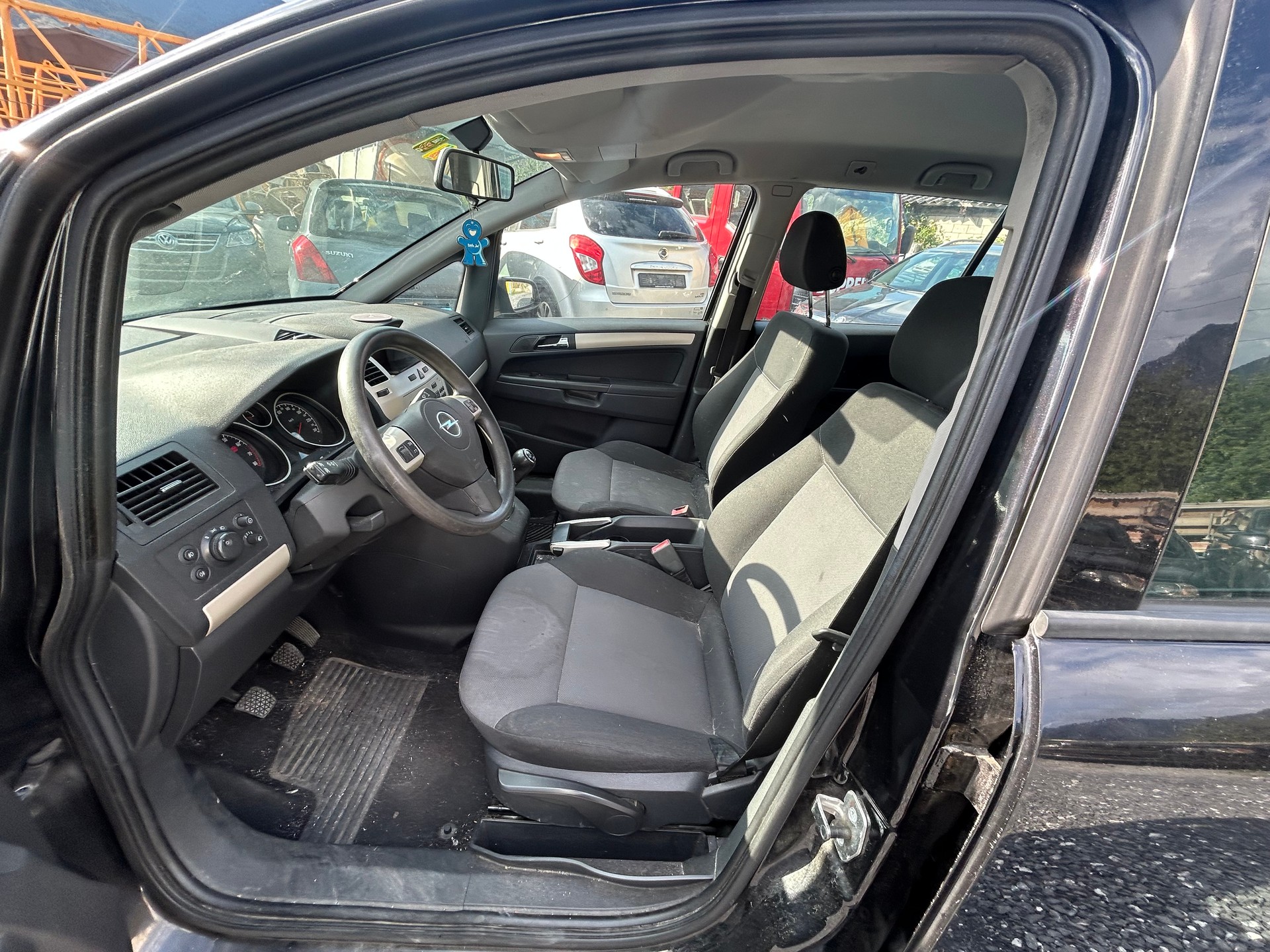 OPEL Zafira 2.2i 16V Sport-image-8