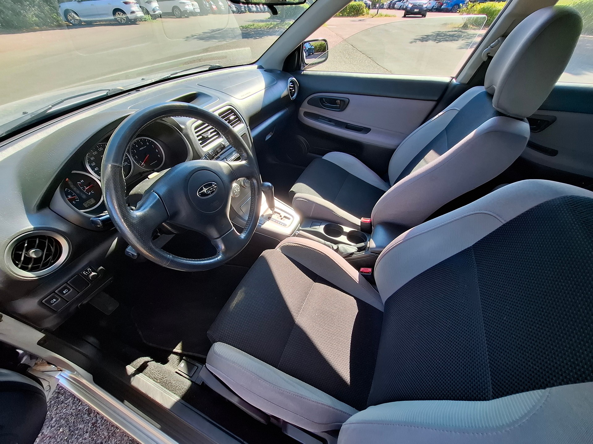 SUBARU Impreza 2.0R-image-9