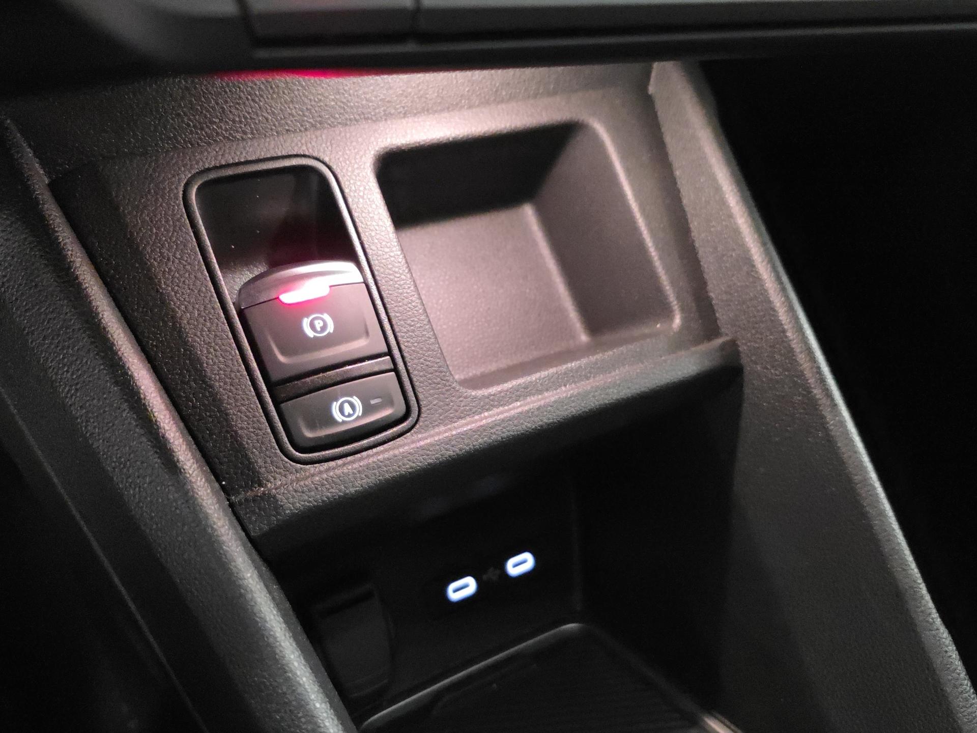 RENAULT R5 E-Tech Comfort Range 52 kWh Techno-image-21