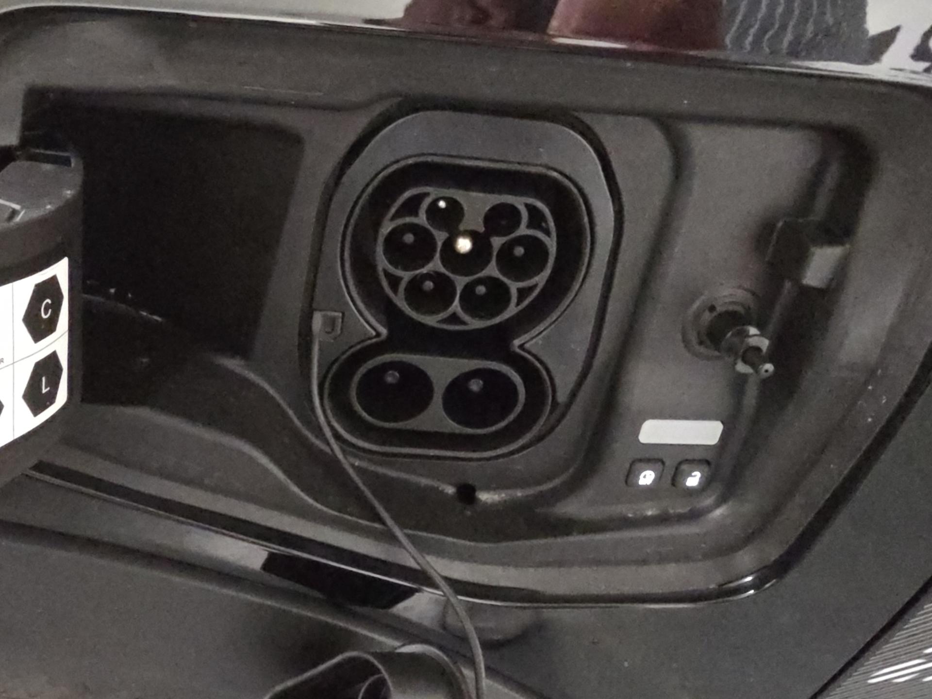RENAULT R5 E-Tech Comfort Range 52 kWh Techno-image-24