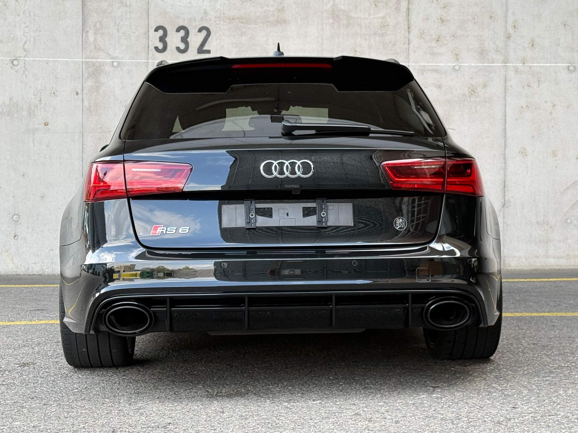 AUDI RS6 Avant 4.0 TFSI V8 quattro Tiptronic-image-4