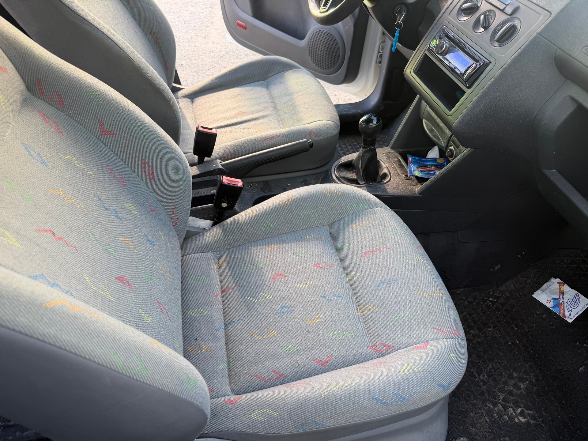 VW Caddy 1.6 TDI-image-7