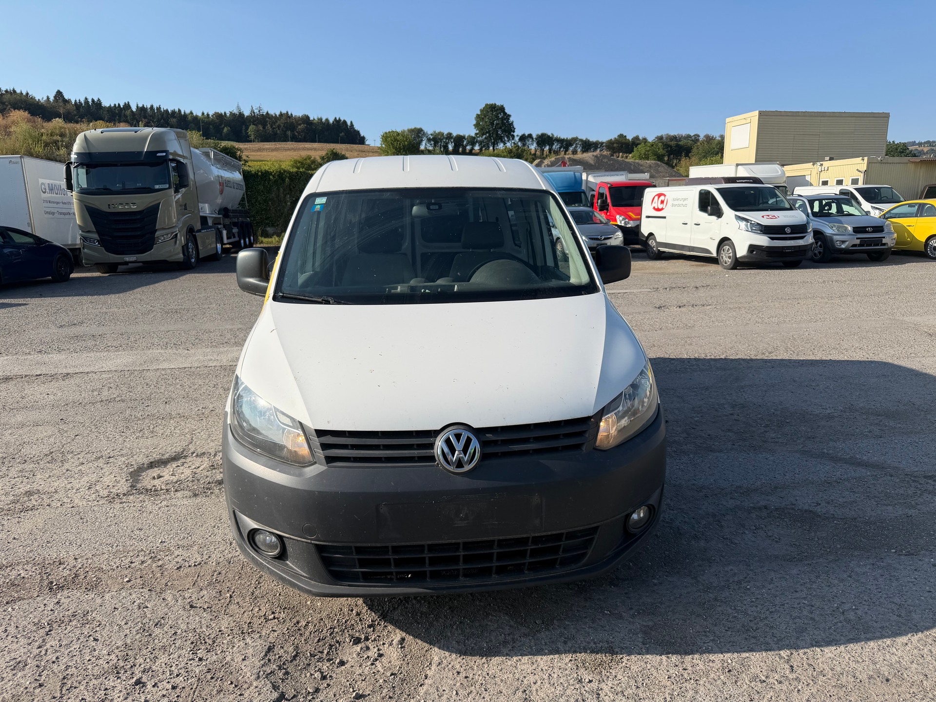 VW Caddy 1.6 TDI-image-0