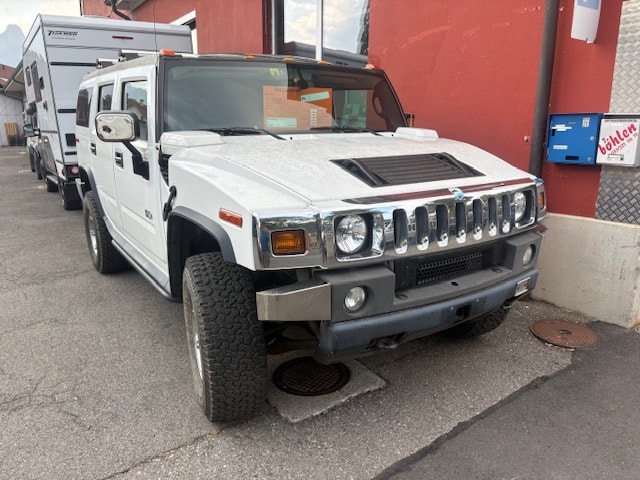 HUMMER H2-image-1