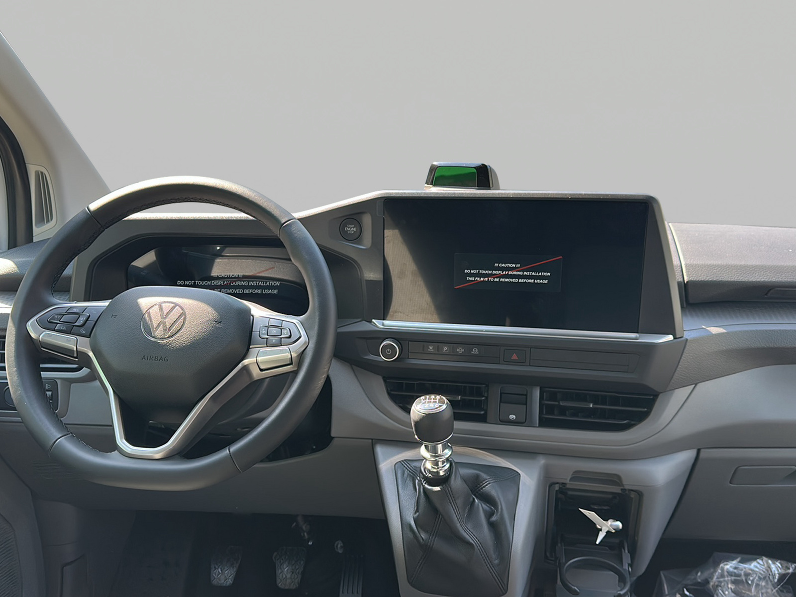 VW Transporter 2.0 TDI-image-11