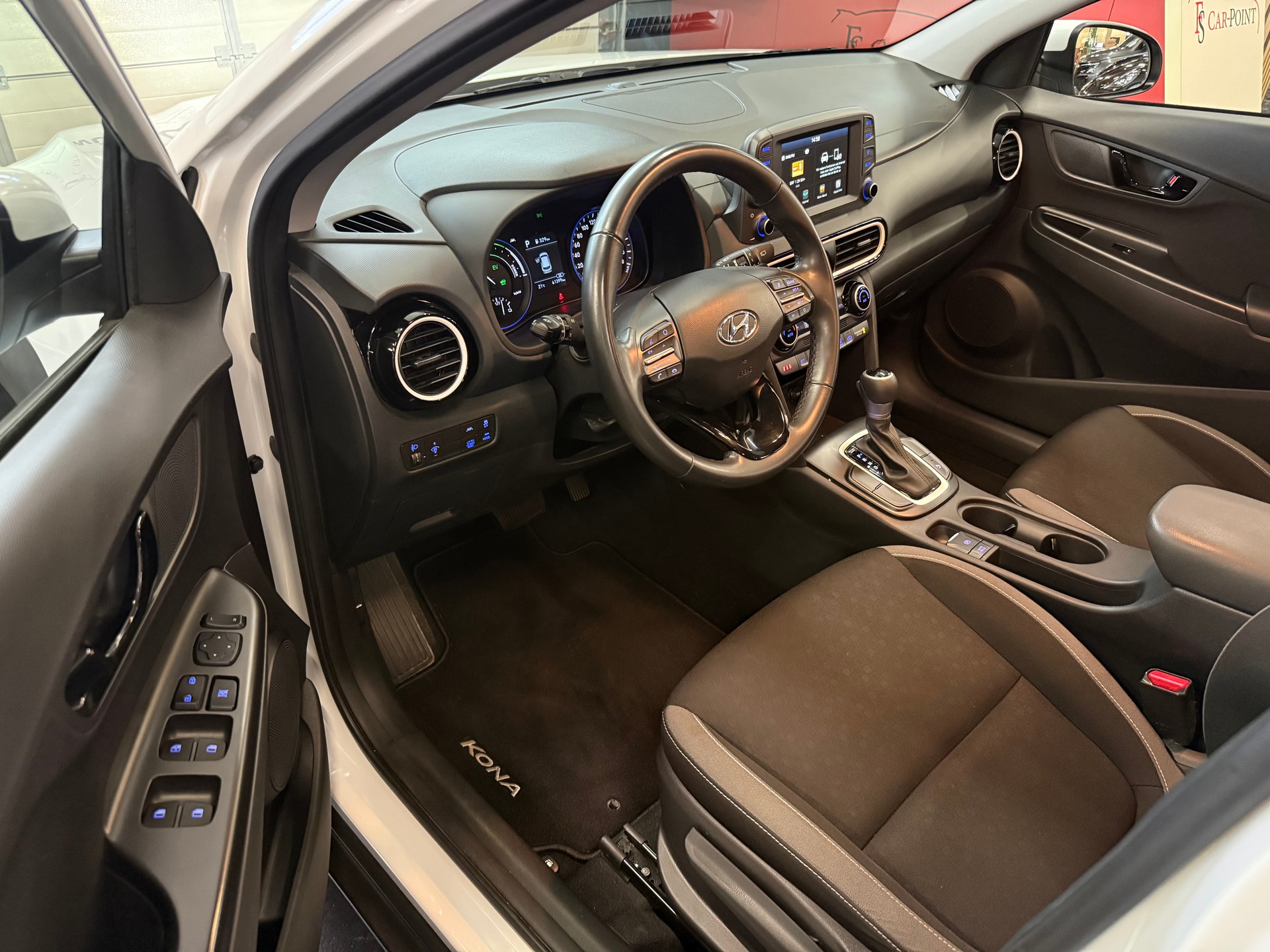 HYUNDAI Kona 1.6 GDi HEV Vertex DCT-image-9