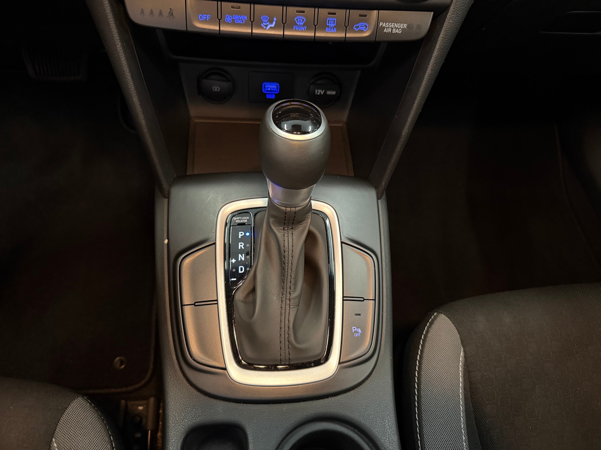 HYUNDAI Kona 1.6 GDi HEV Vertex DCT-image-21