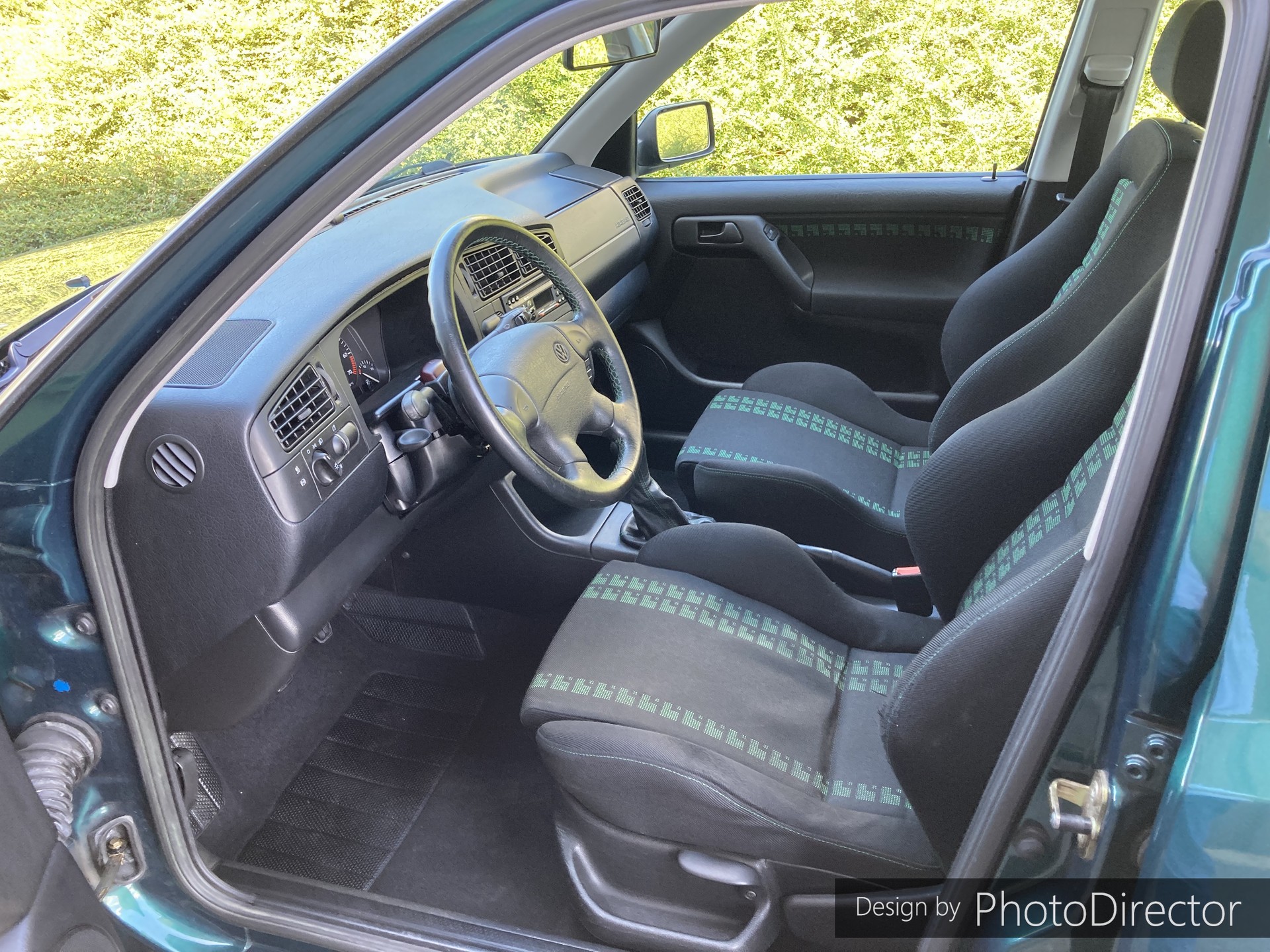 VW Golf 2000 Swiss Topl. ABS-image-3