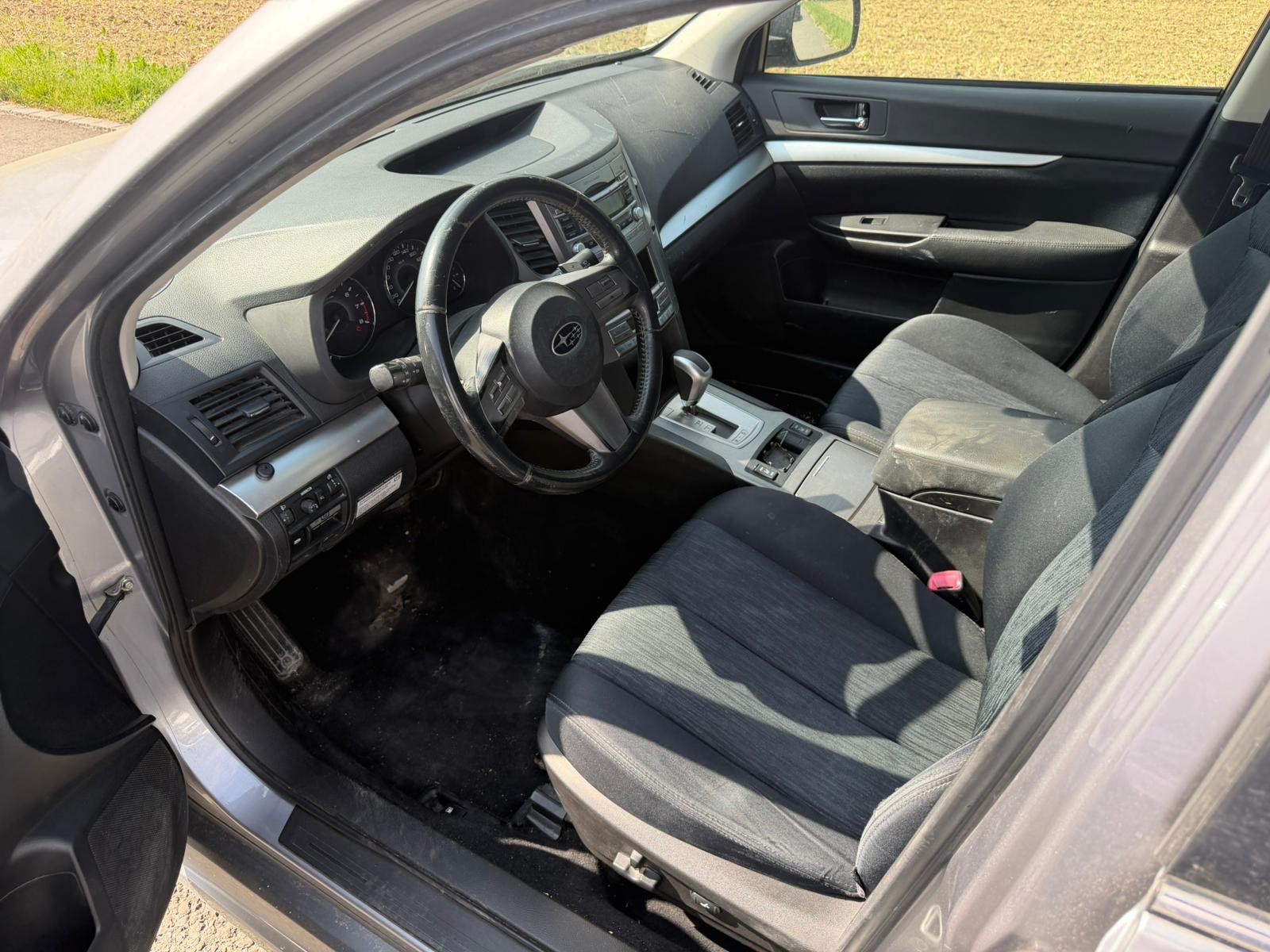 SUBARU Legacy 2.0i Swiss Special AWD Lineartronic-image-4