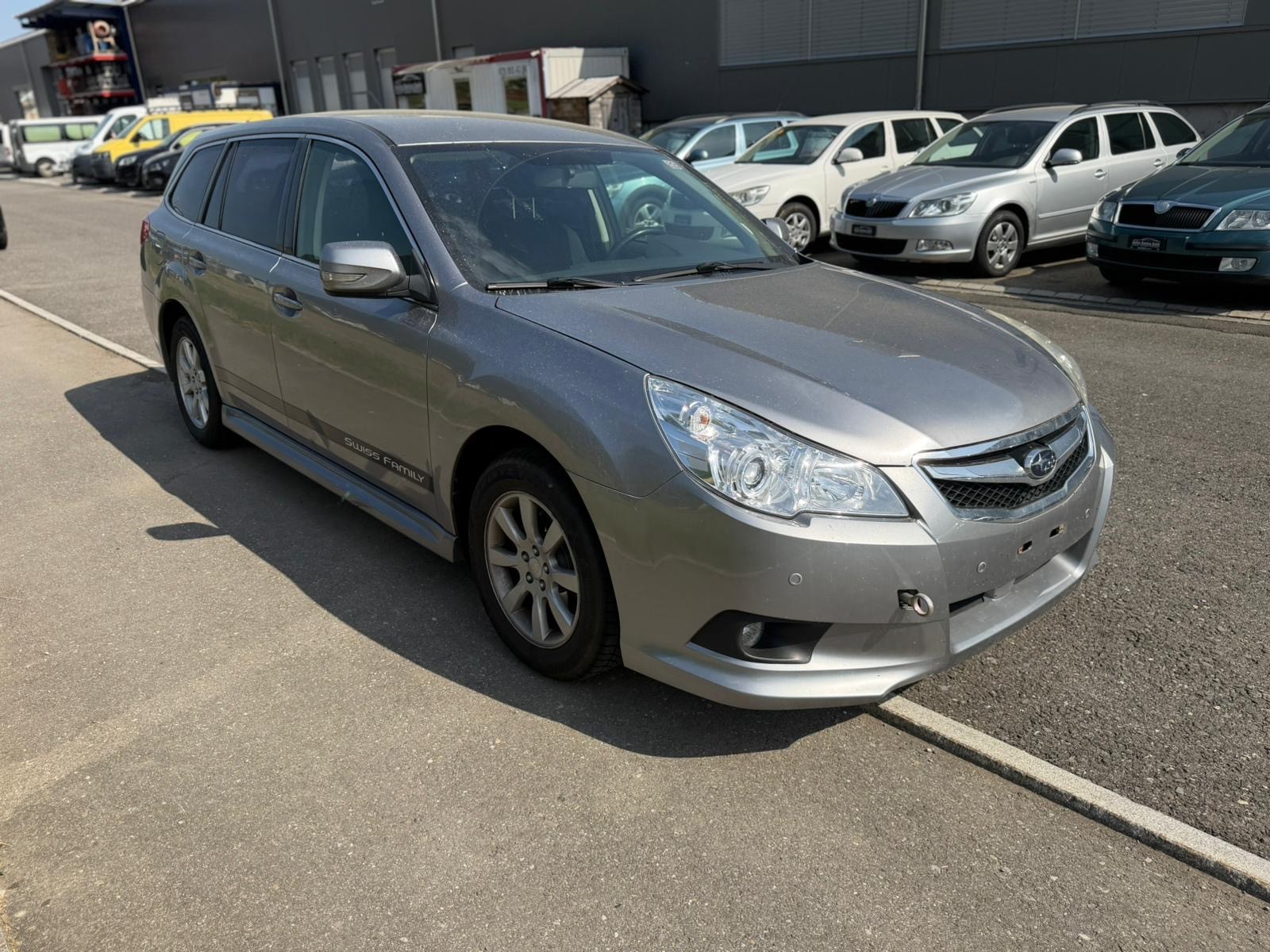 SUBARU Legacy 2.0i Swiss Special AWD Lineartronic-image-1