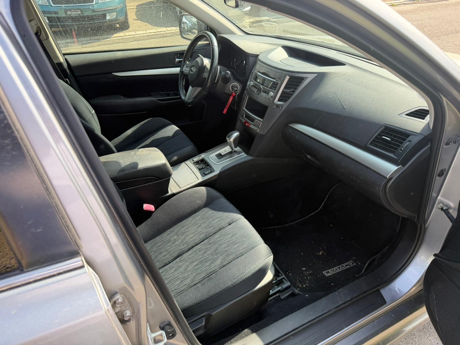 SUBARU Legacy 2.0i Swiss Special AWD Lineartronic-image-5