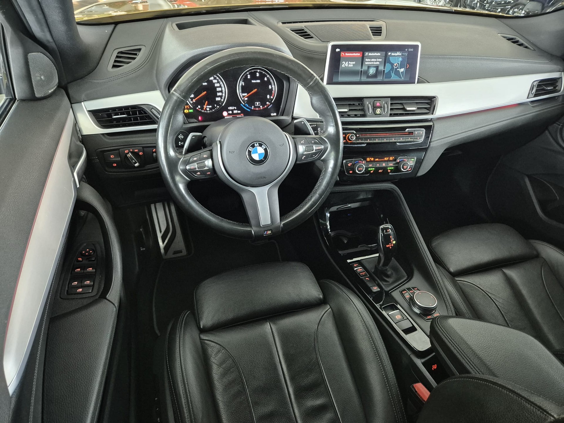 BMW X2 xDrive 20d M Sport Steptronic-image-28