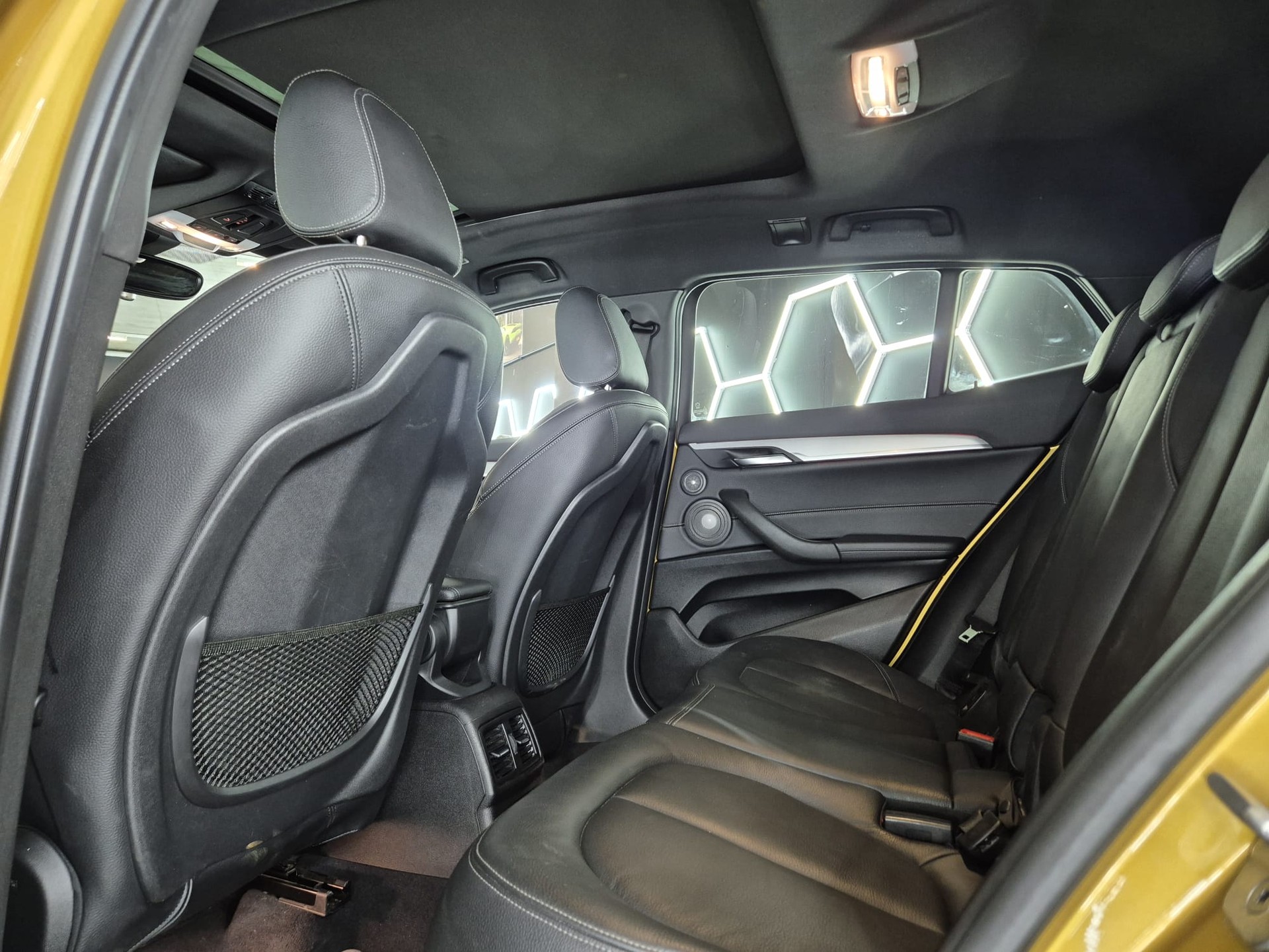 BMW X2 xDrive 20d M Sport Steptronic-image-17