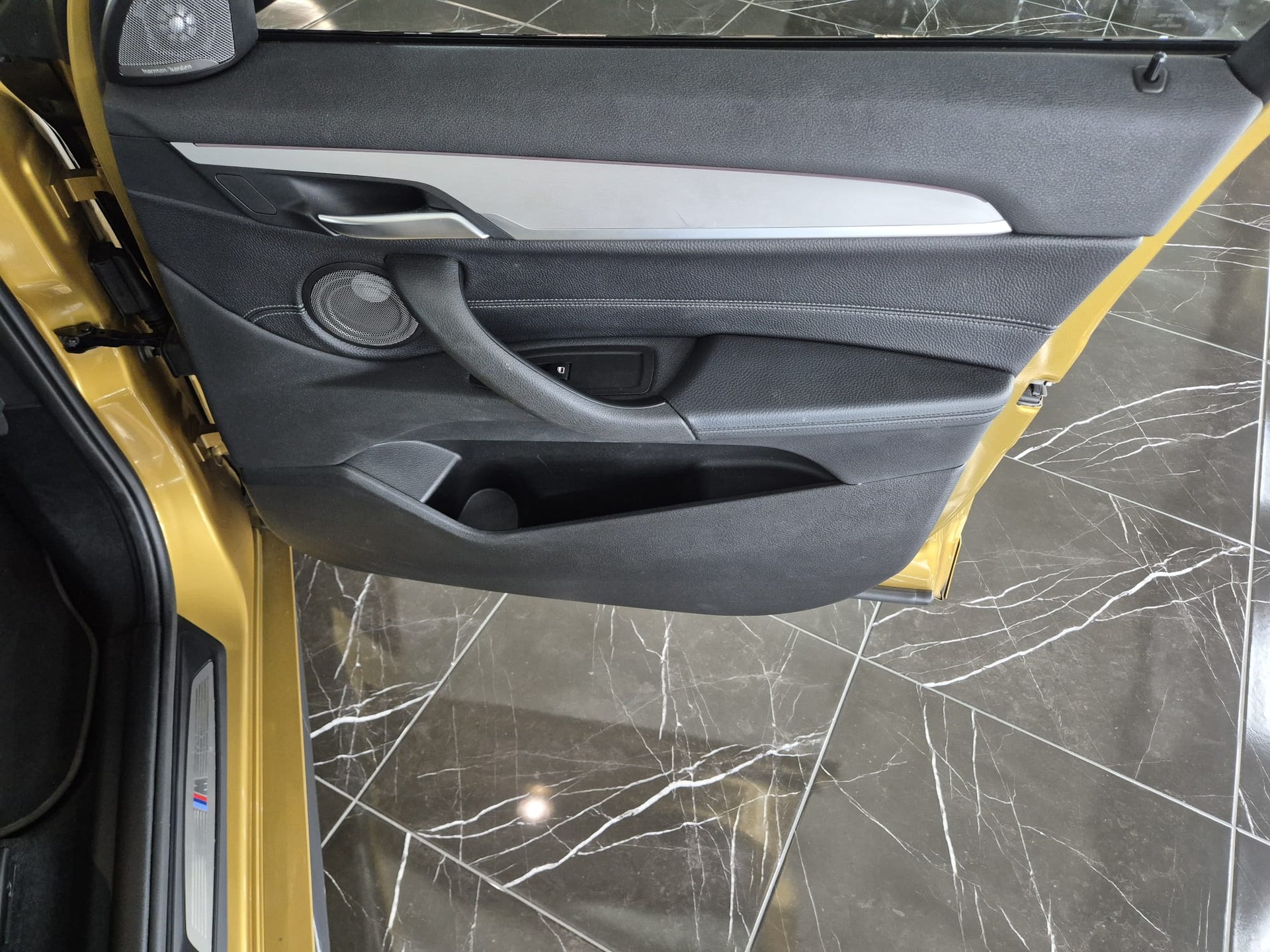 BMW X2 xDrive 20d M Sport Steptronic-image-25