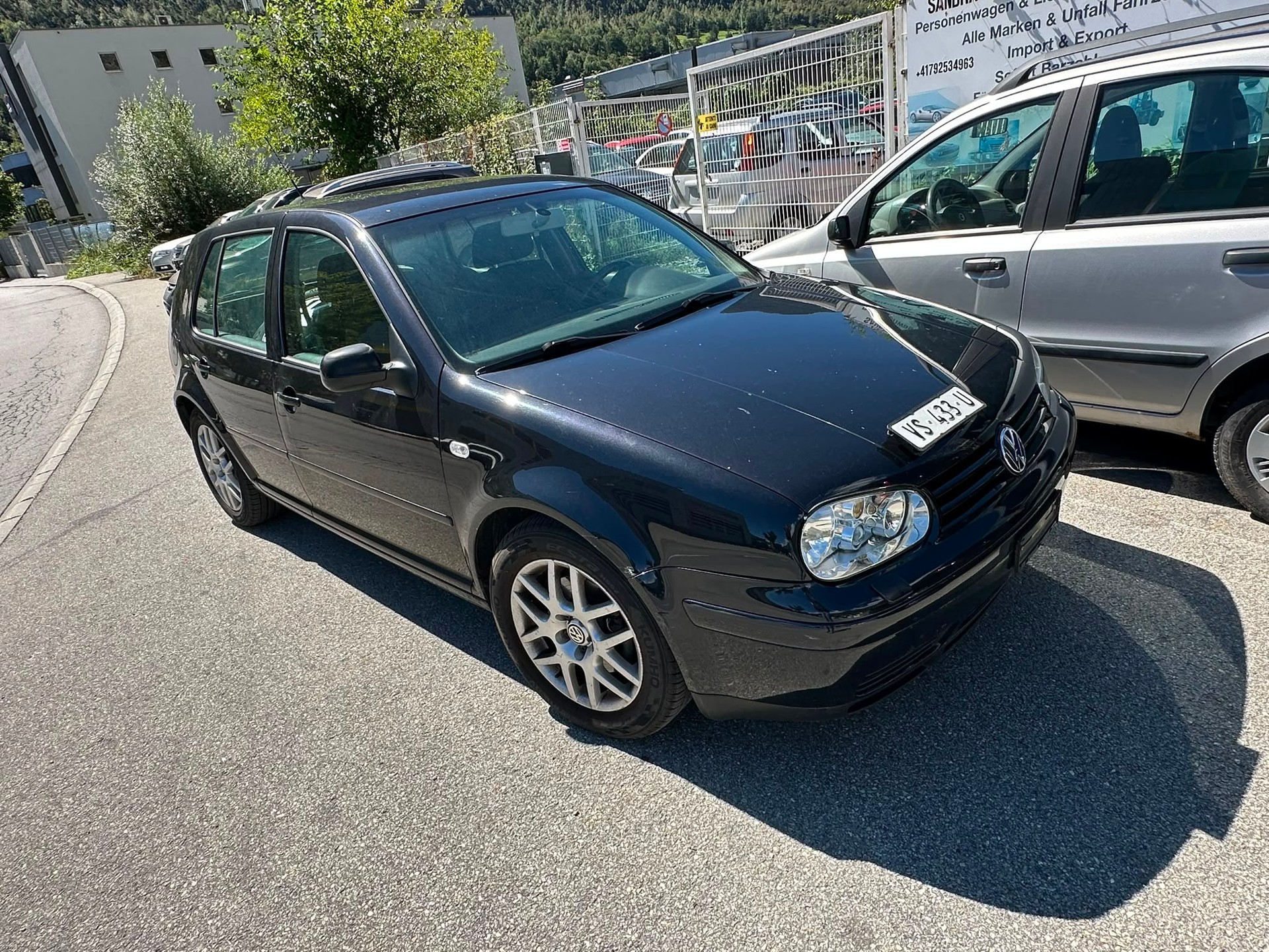 VW Golf 1.9TDI PD Highline 4Motion-image-10