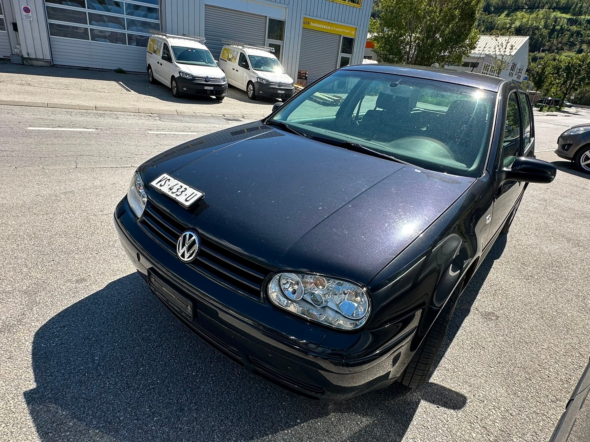 VW Golf 1.9TDI PD Highline 4Motion-image-0