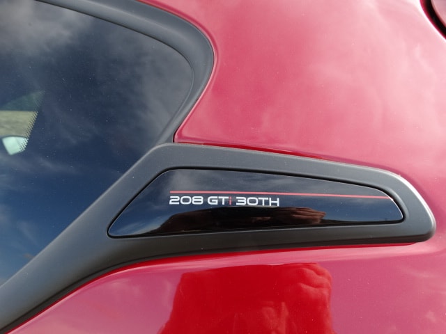 PEUGEOT 208 1.6 Turbo GTi 30th-image-8