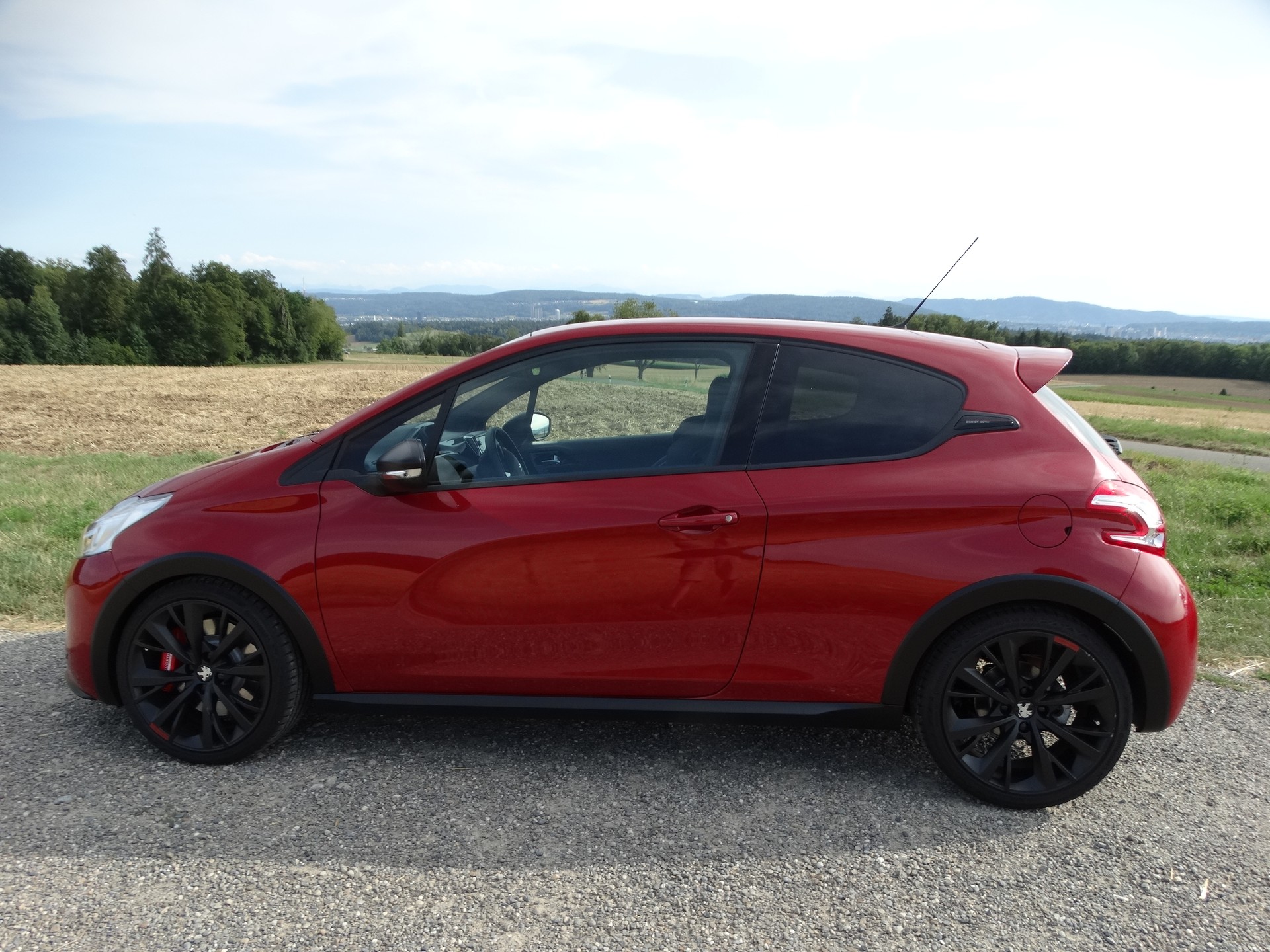 PEUGEOT 208 1.6 Turbo GTi 30th-image-4