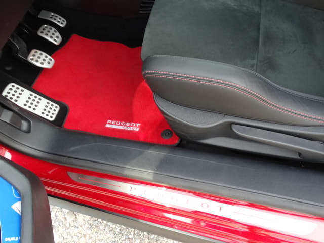 PEUGEOT 208 1.6 Turbo GTi 30th-image-11
