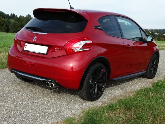 PEUGEOT 208 1.6 Turbo GTi 30th-image-3