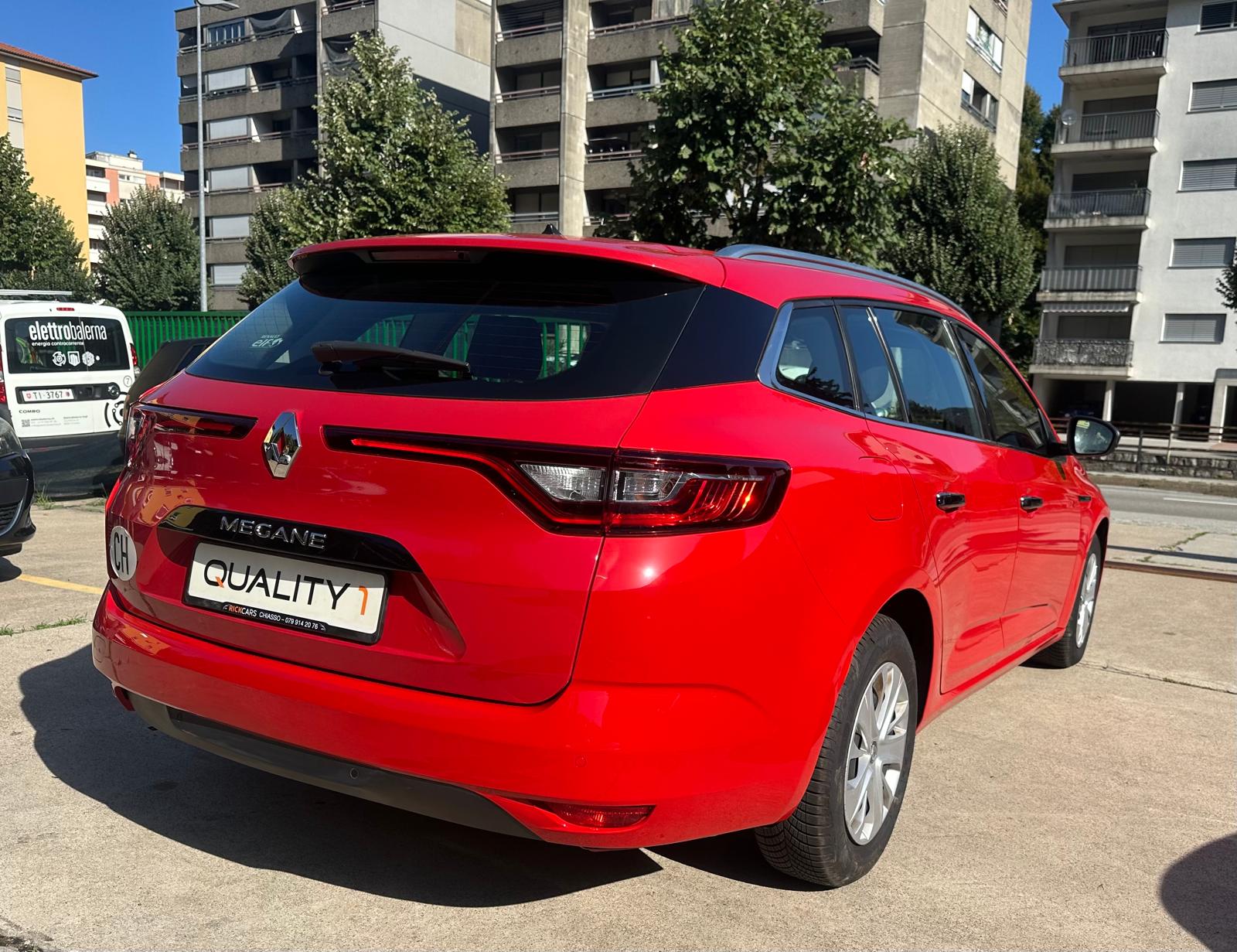 RENAULT MEGANE-image-3