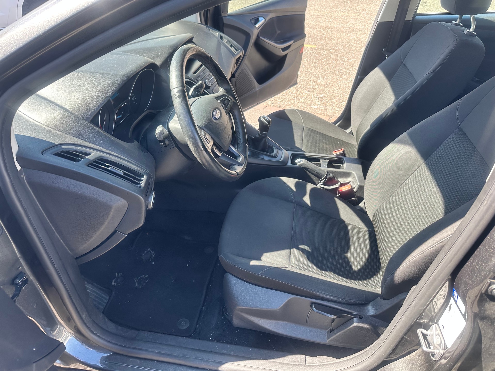 FORD Focus 1.0 SCTi Trend-image-12