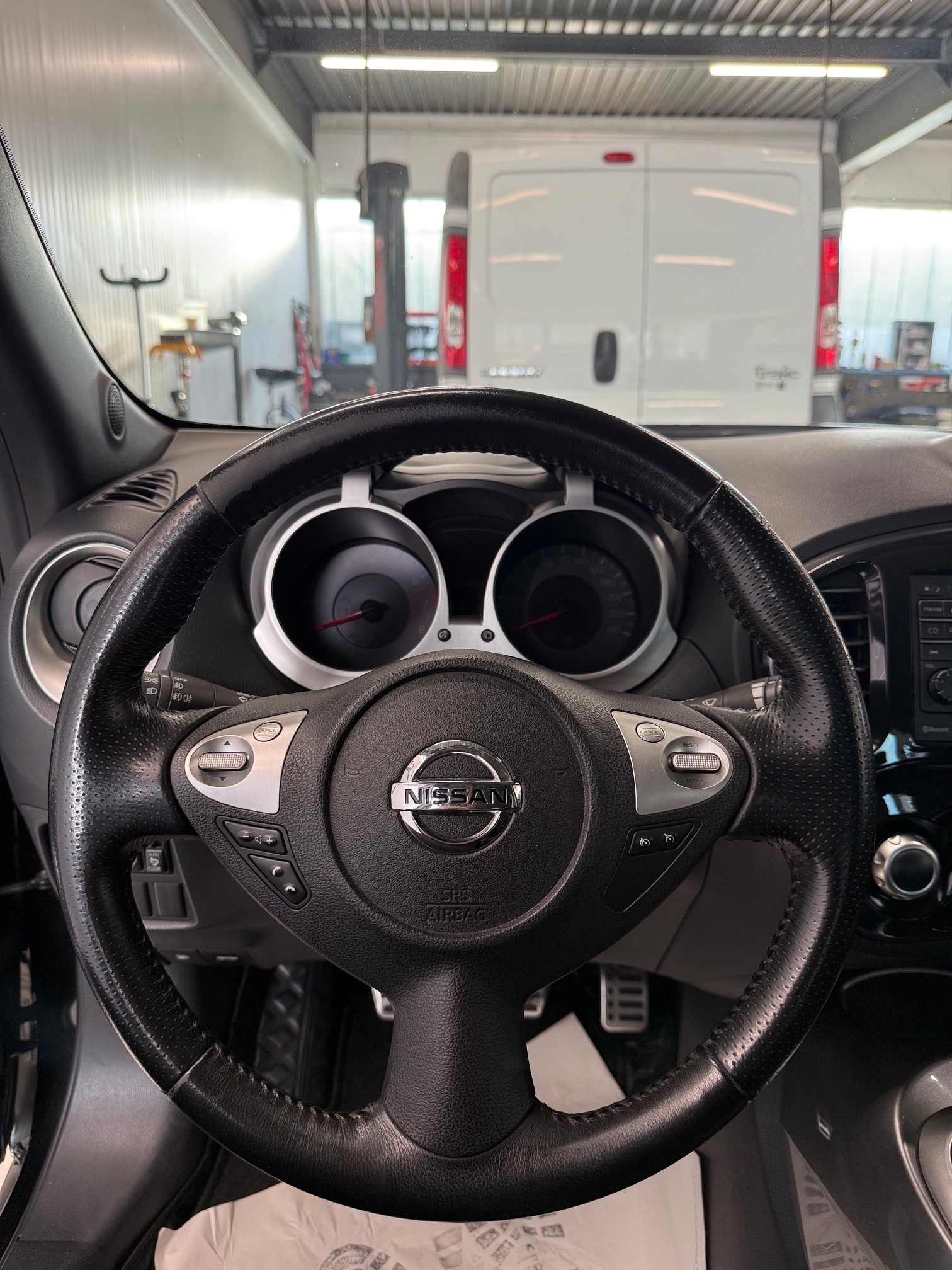 NISSAN Juke 1.6 DIG-T tekna-image-13