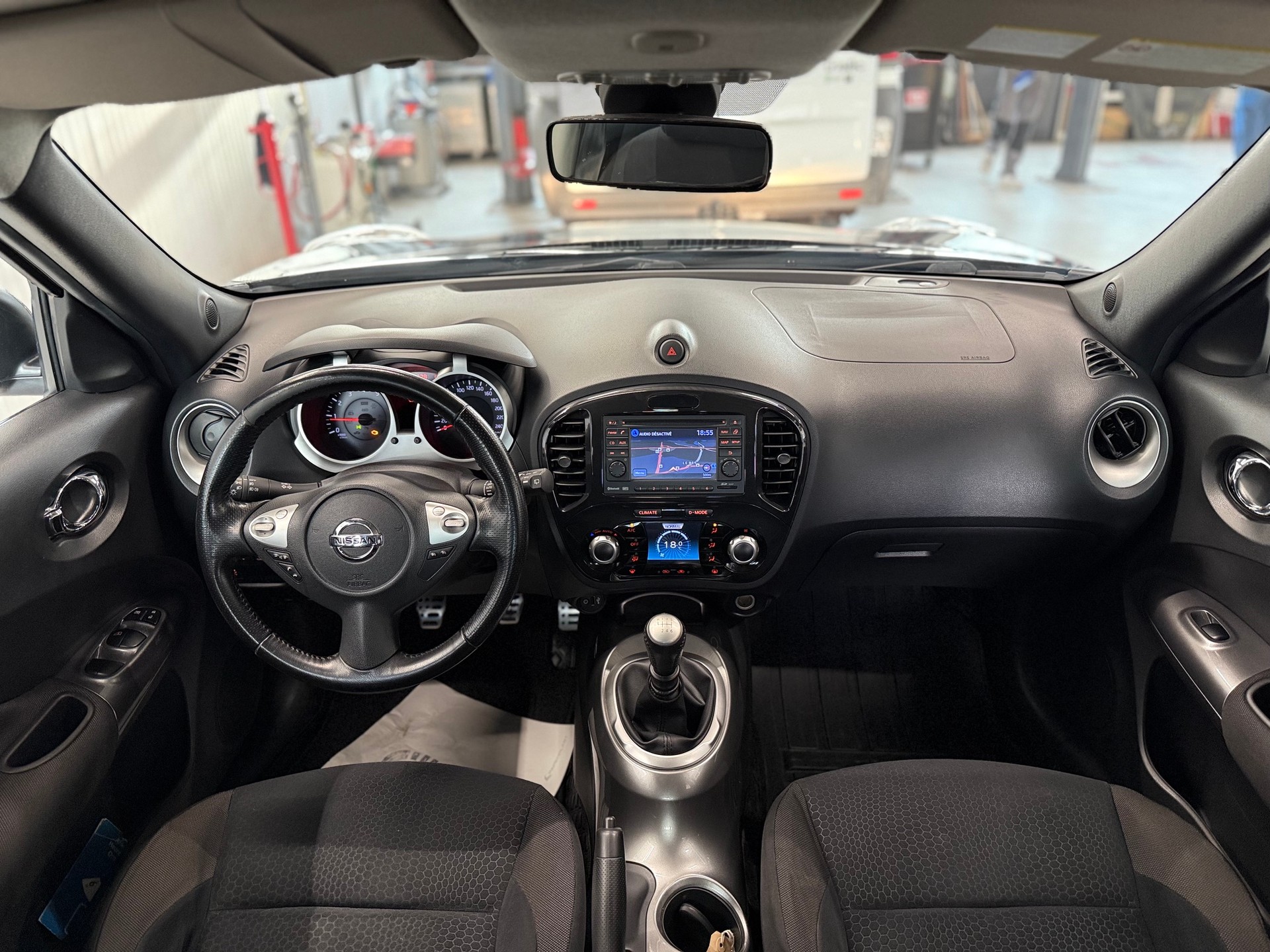 NISSAN Juke 1.6 DIG-T tekna-image-10
