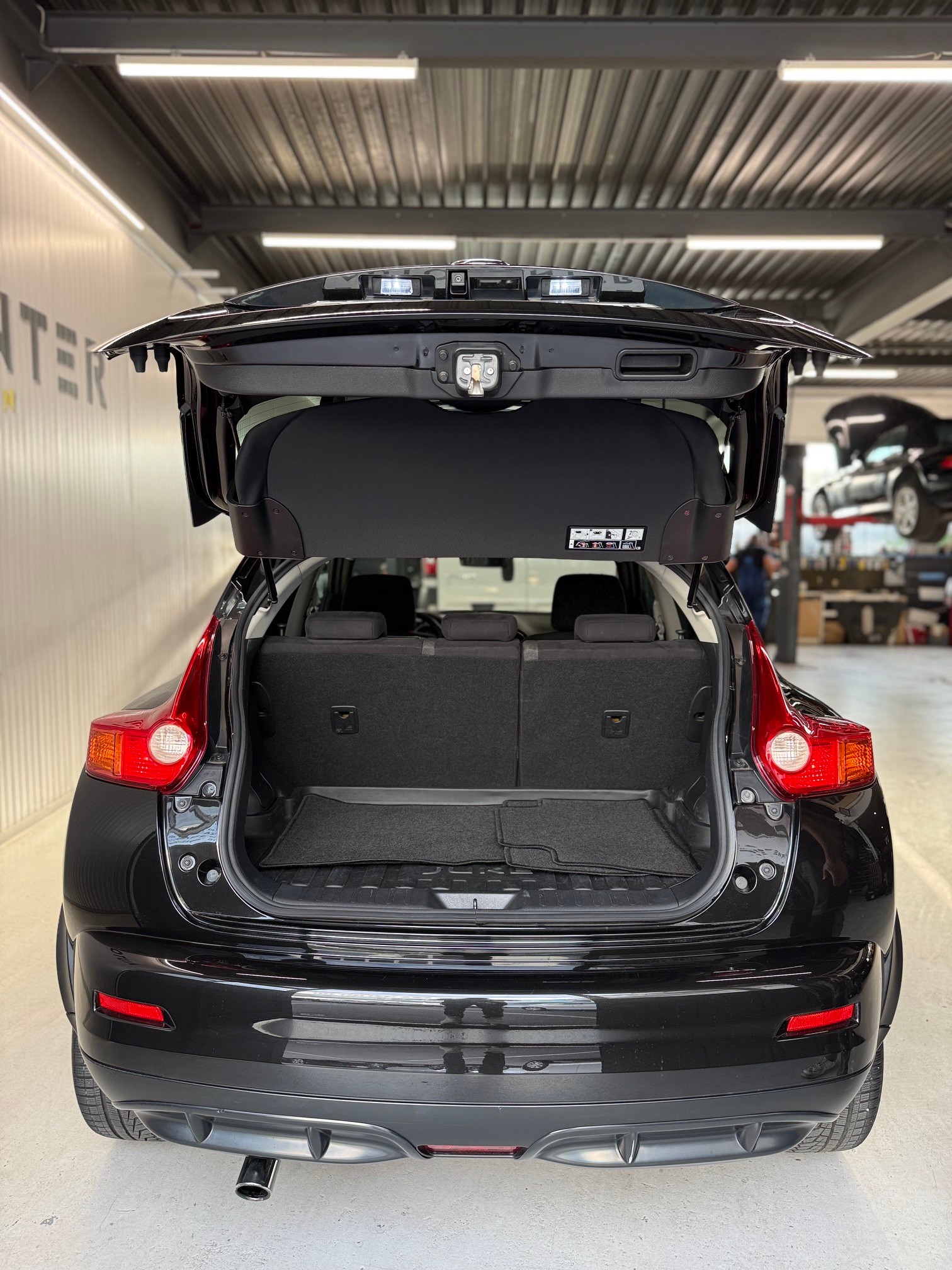 NISSAN Juke 1.6 DIG-T tekna-image-4
