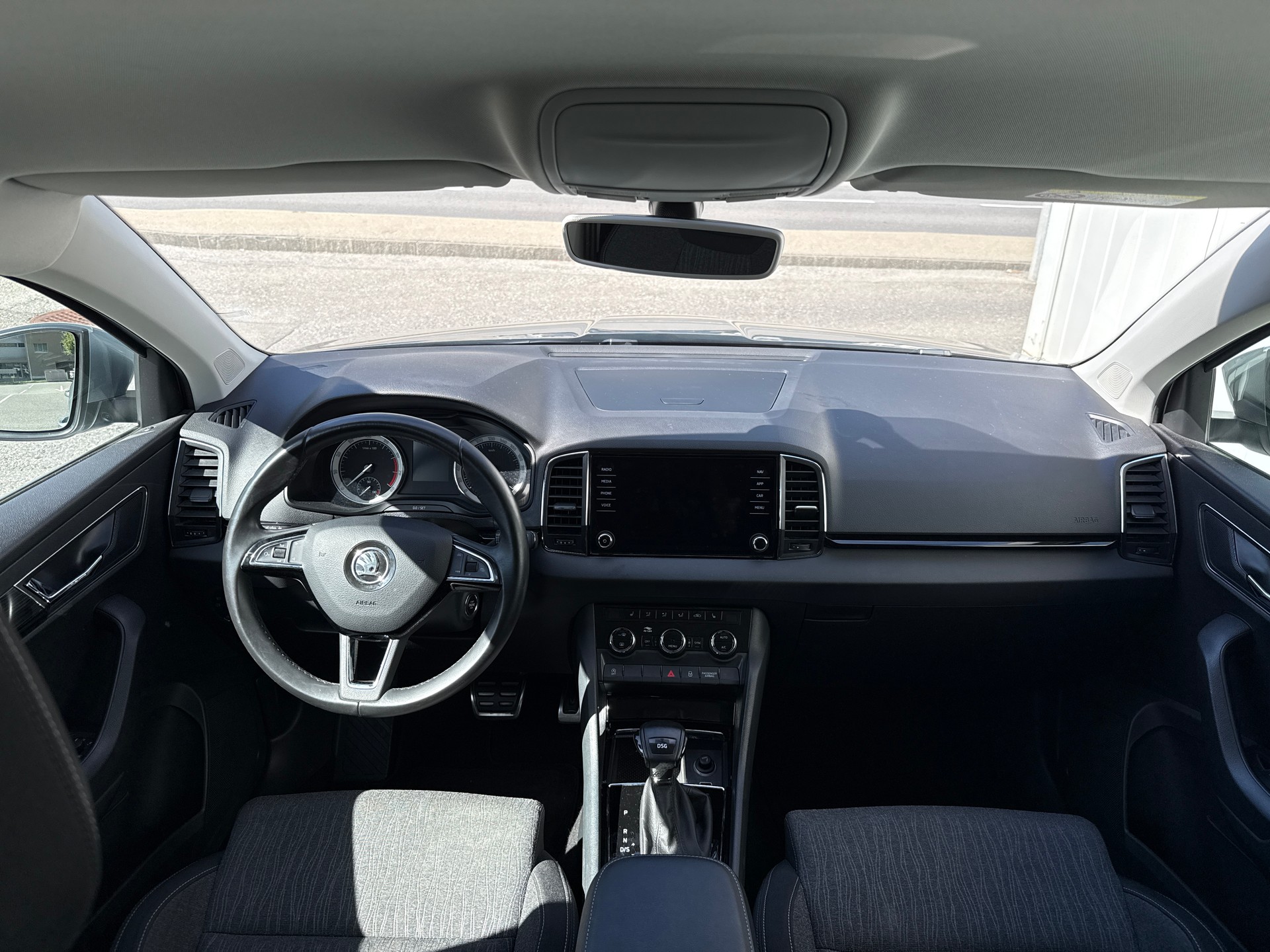 SKODA Karoq 1.5 TSI ACT Style DSG-image-13