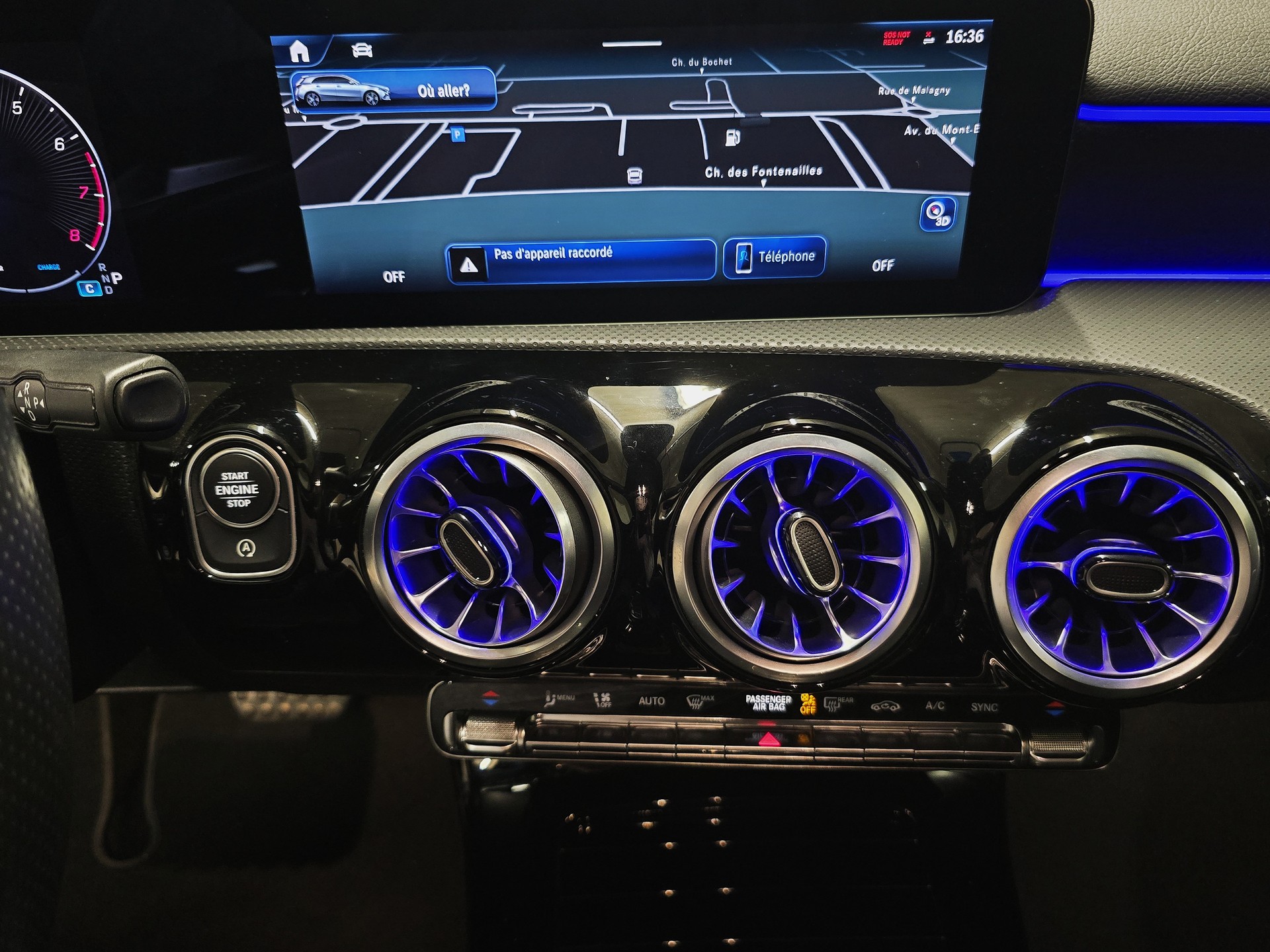 MERCEDES-BENZ A 220 AMG LINE 4Matic 8G-DCT-image-18
