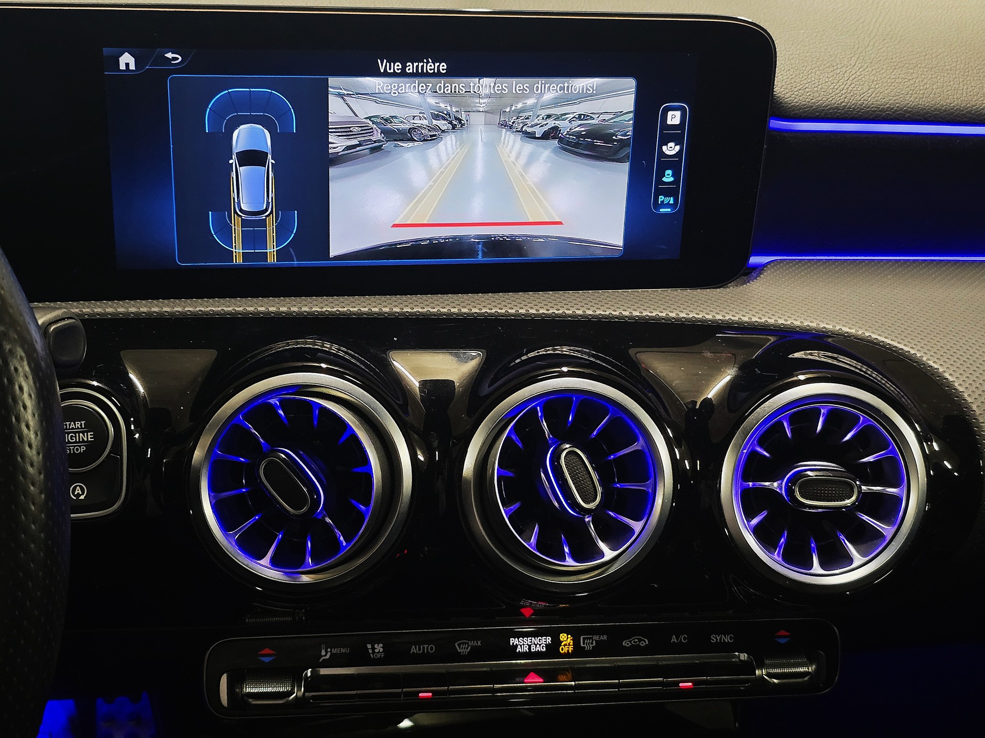 MERCEDES-BENZ A 220 AMG LINE 4Matic 8G-DCT-image-14