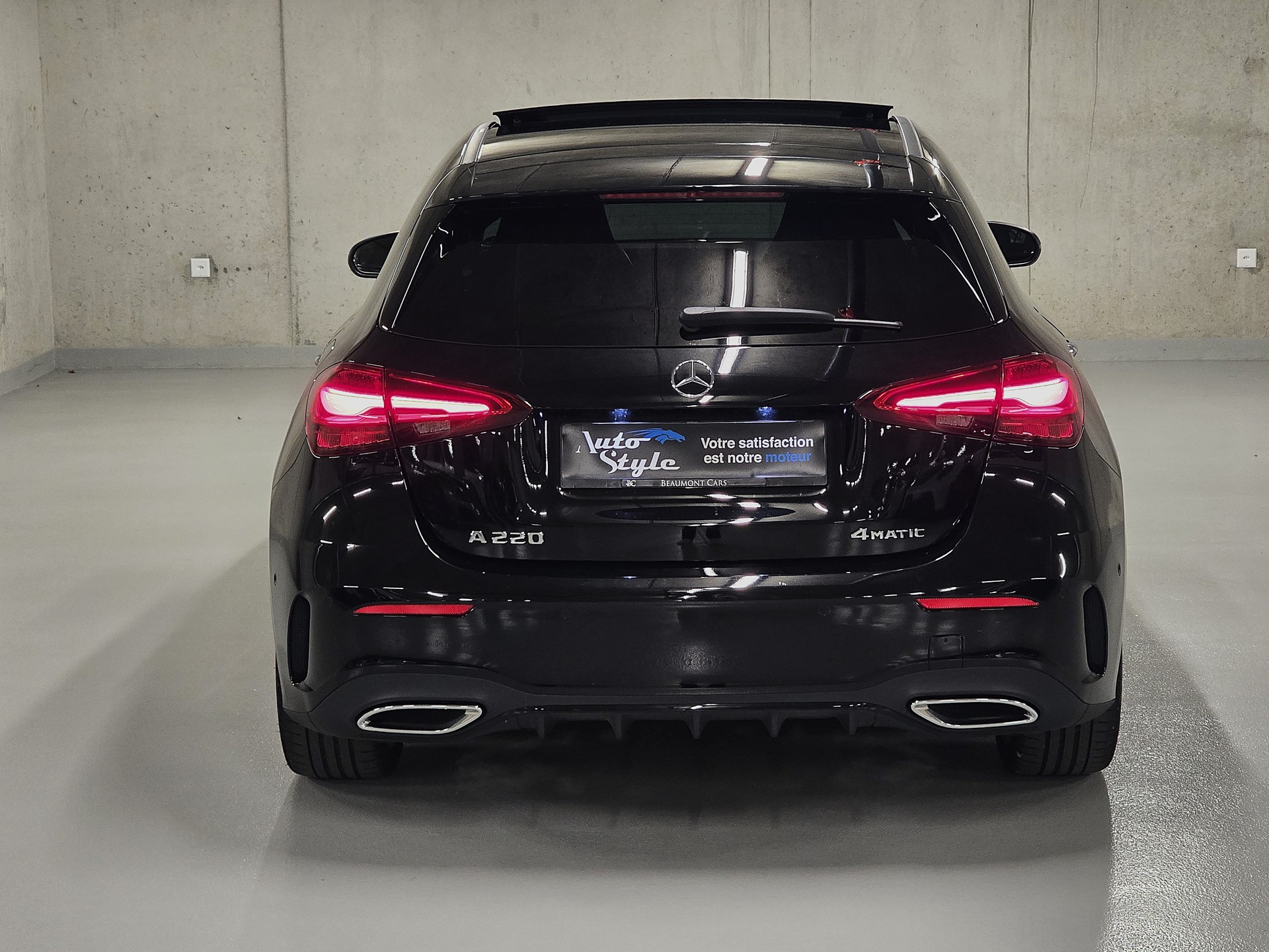 MERCEDES-BENZ A 220 AMG LINE 4Matic 8G-DCT-image-6
