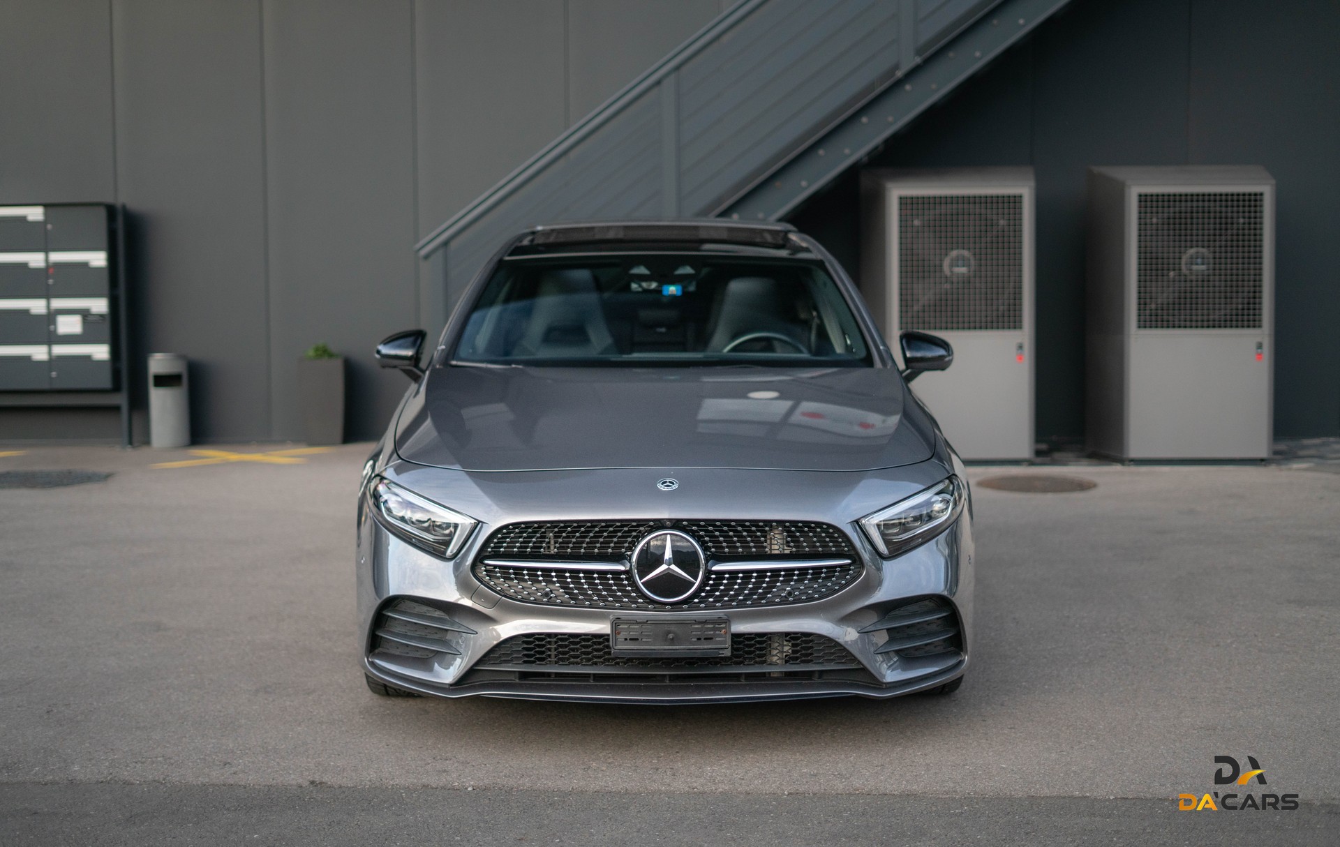 MERCEDES-BENZ A 250 AMG Line 7G-DCT-image-1